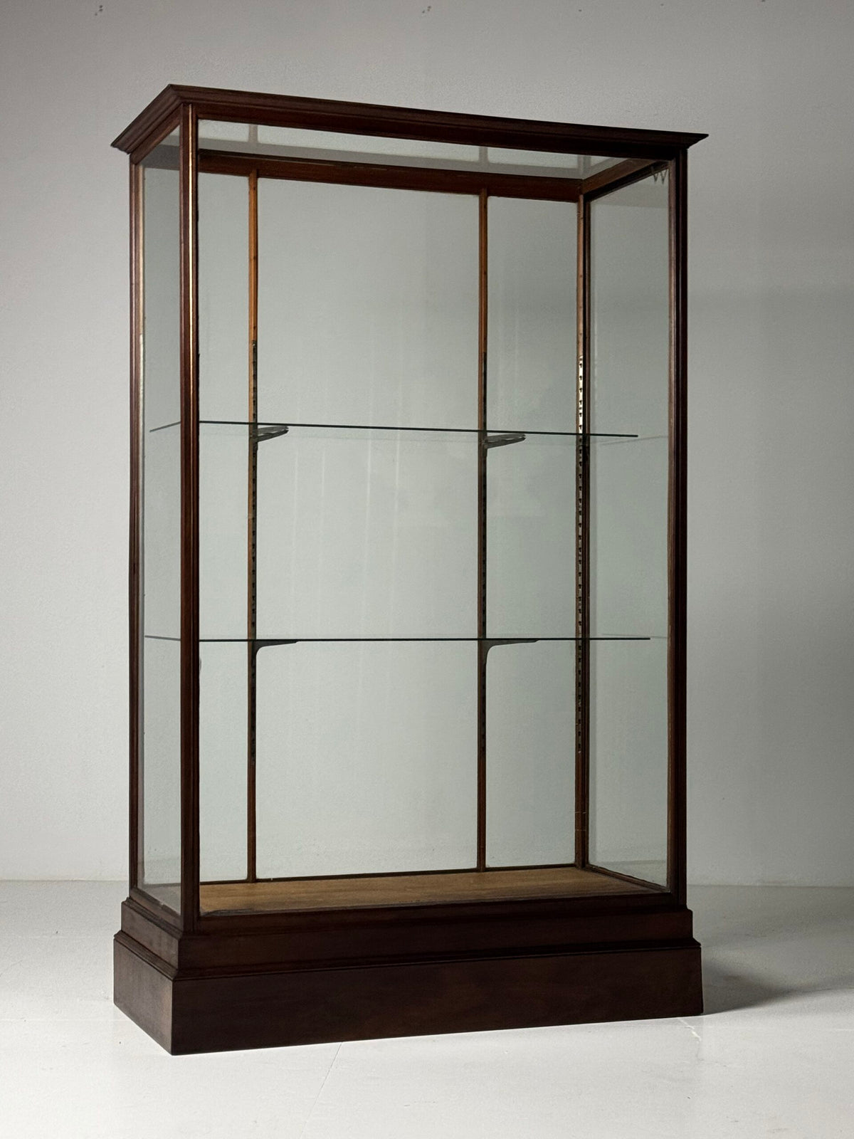 Classic Mahogany Display Cabinet, Belgium, 1900 to 1920, photo 15