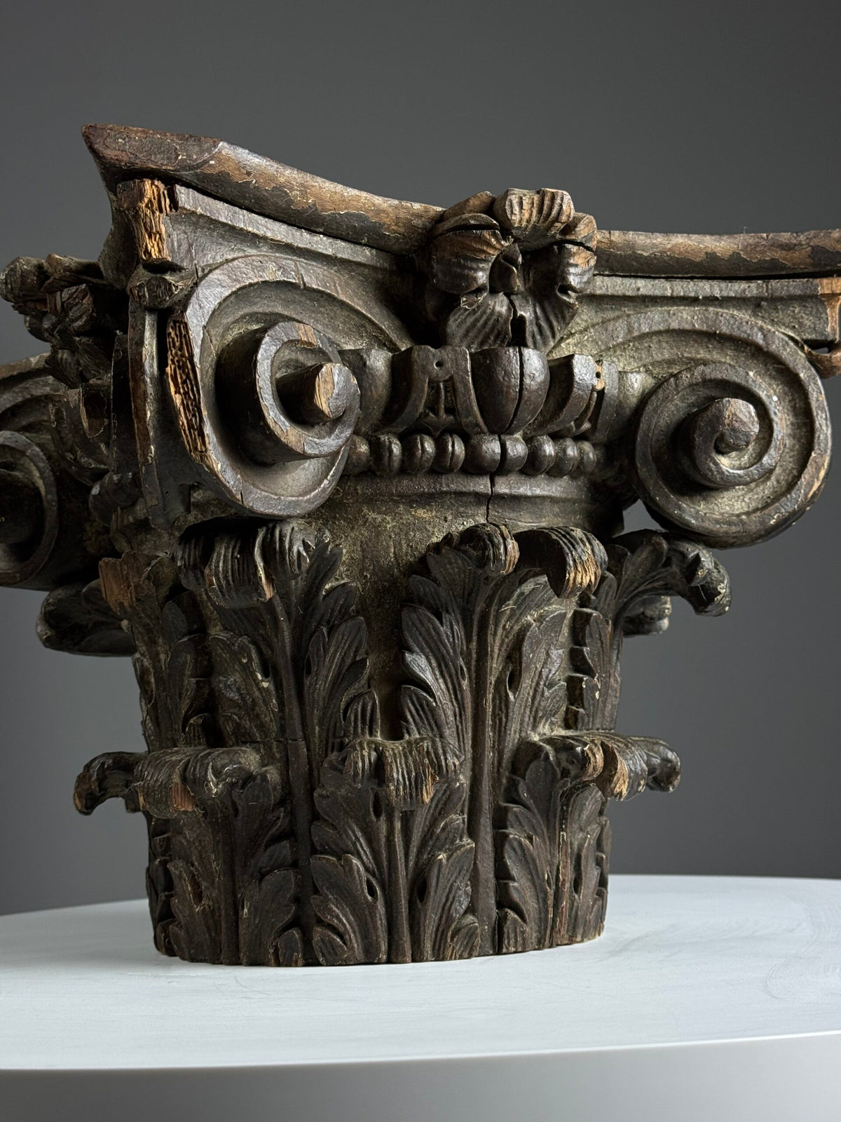 Hand Carved Oak Capital, France, 18th Century, photo 6