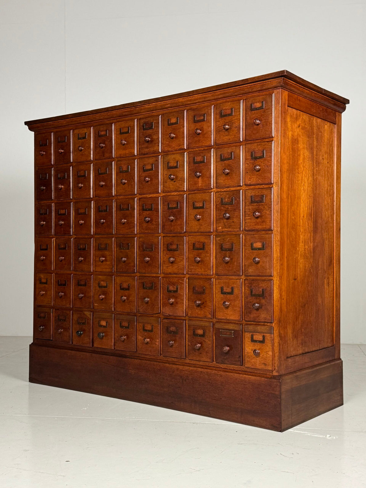 Oak Apothecary Cabinet with 60 Drawers, Brussels Palace of Justice, c. 1920, photo 1