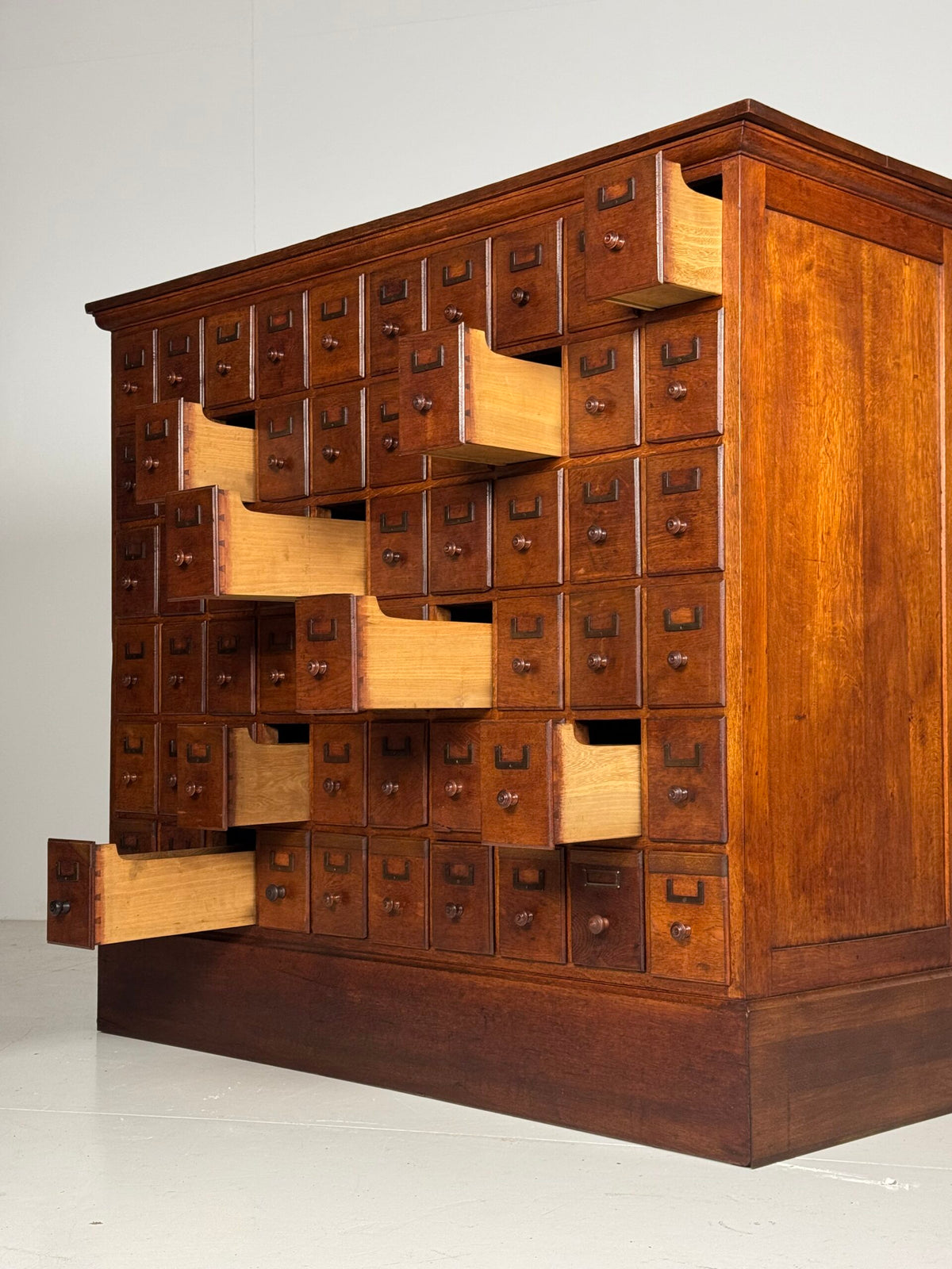 Oak Apothecary Cabinet with 60 Drawers, Brussels Palace of Justice, c. 1920, photo 3