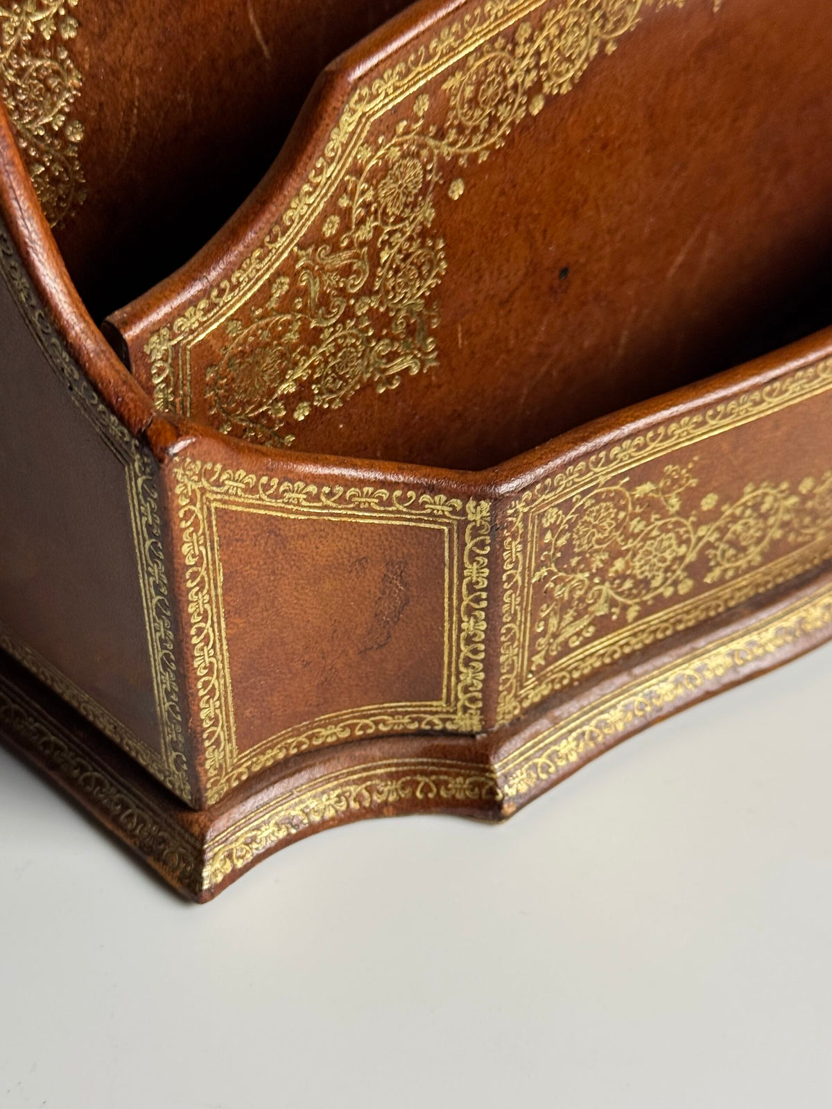 French Leather Desk Organiser with Gilt Decoration, 20th Century, photo 13