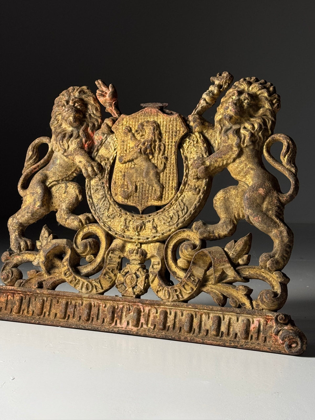 19th Century Cast Iron Coat of Arms, photo 8
