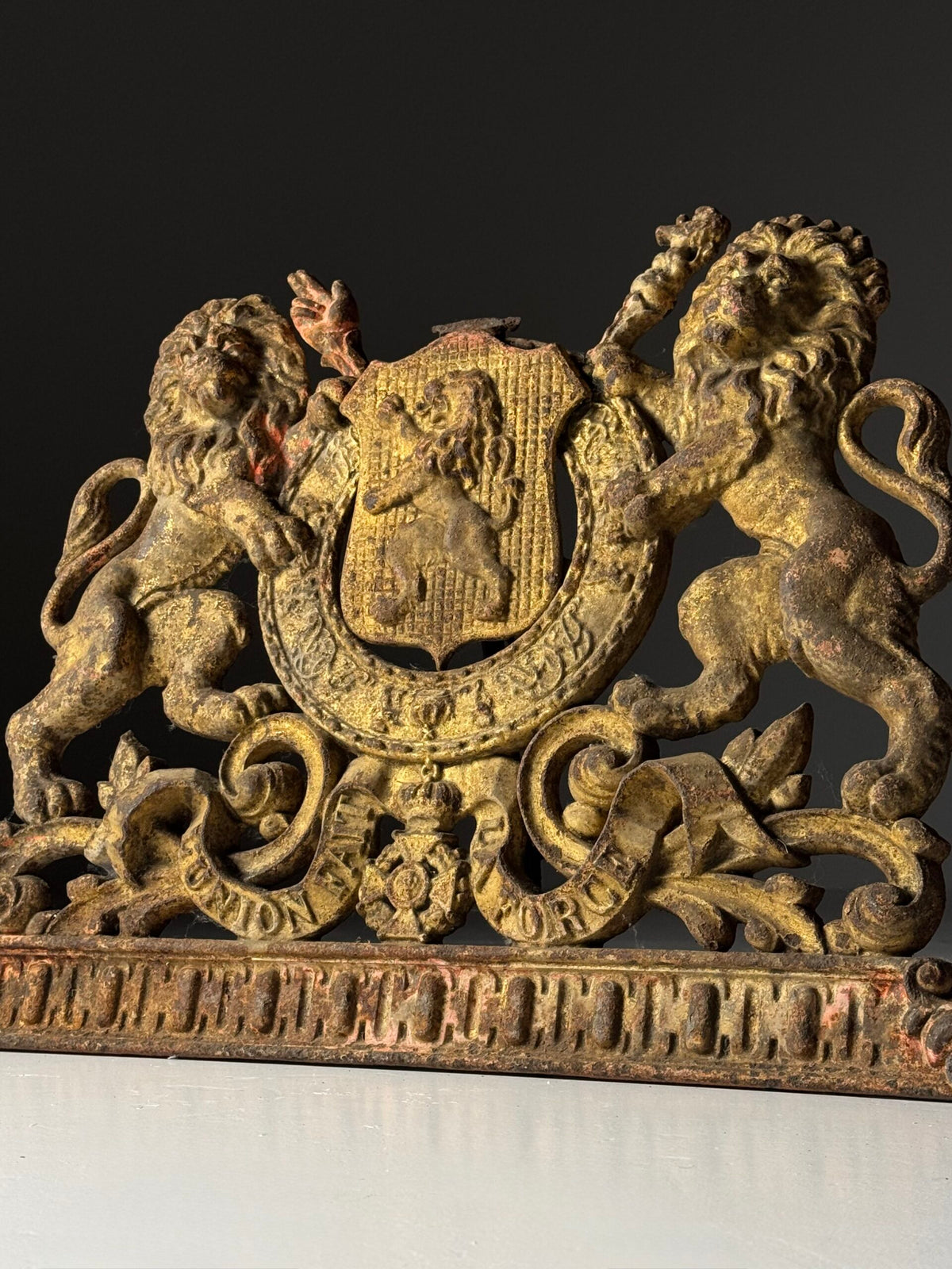 19th Century Cast Iron Coat of Arms, photo 6