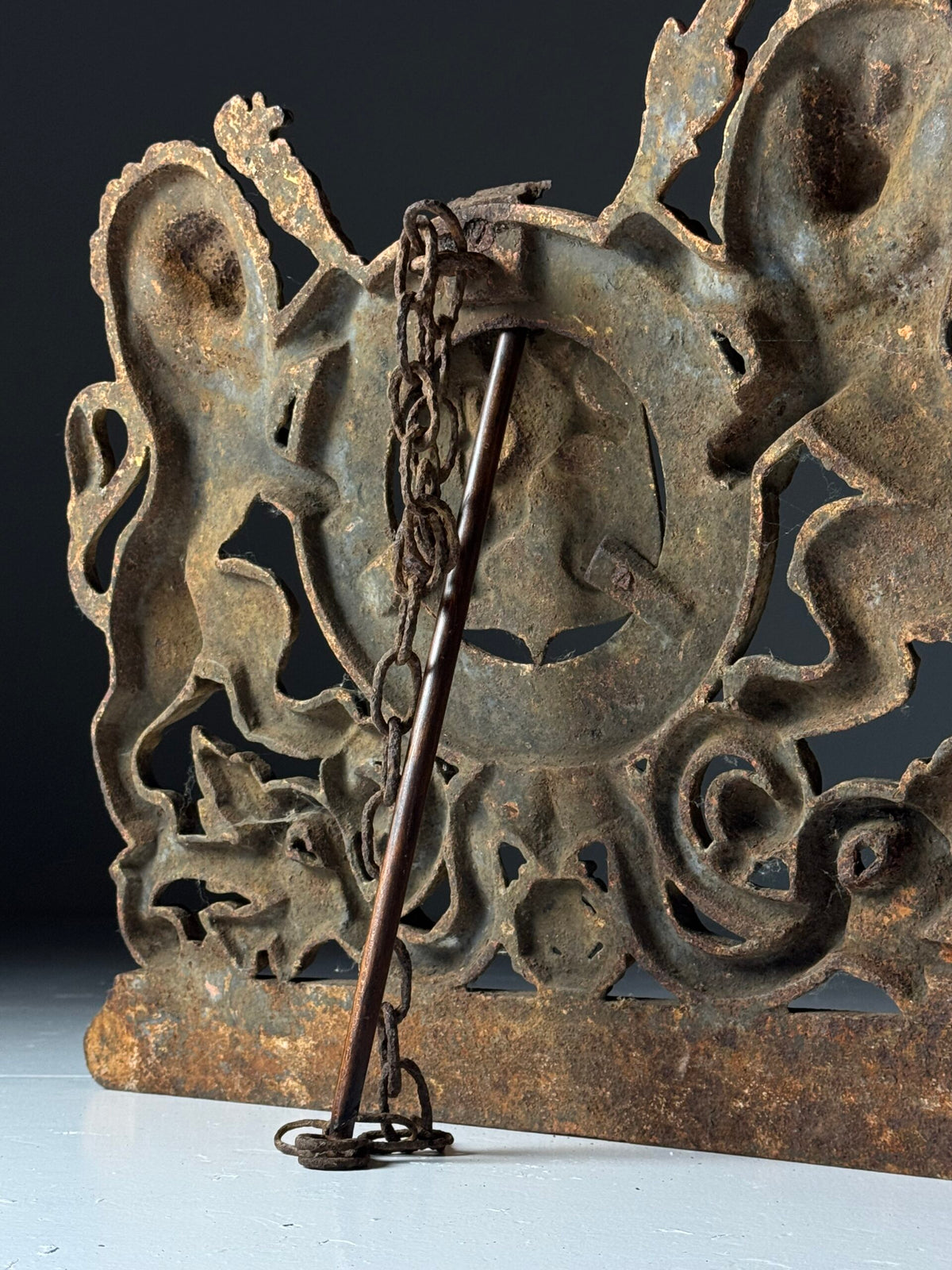 19th Century Cast Iron Coat of Arms, photo 4