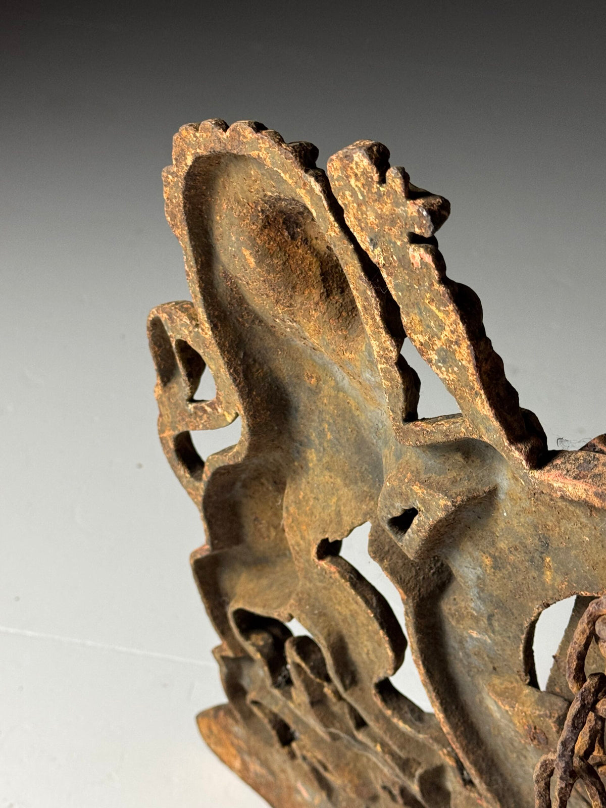 19th Century Cast Iron Coat of Arms, photo 3
