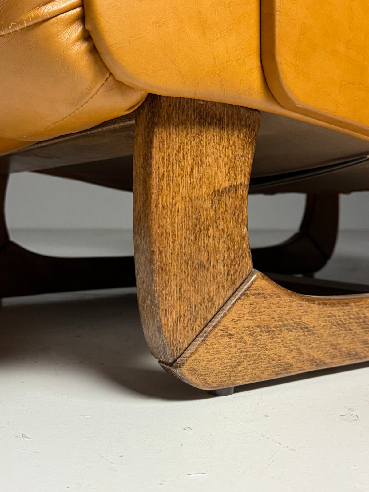 Pair of Italian Leather Armchairs, 1970 to 1980, photo 13