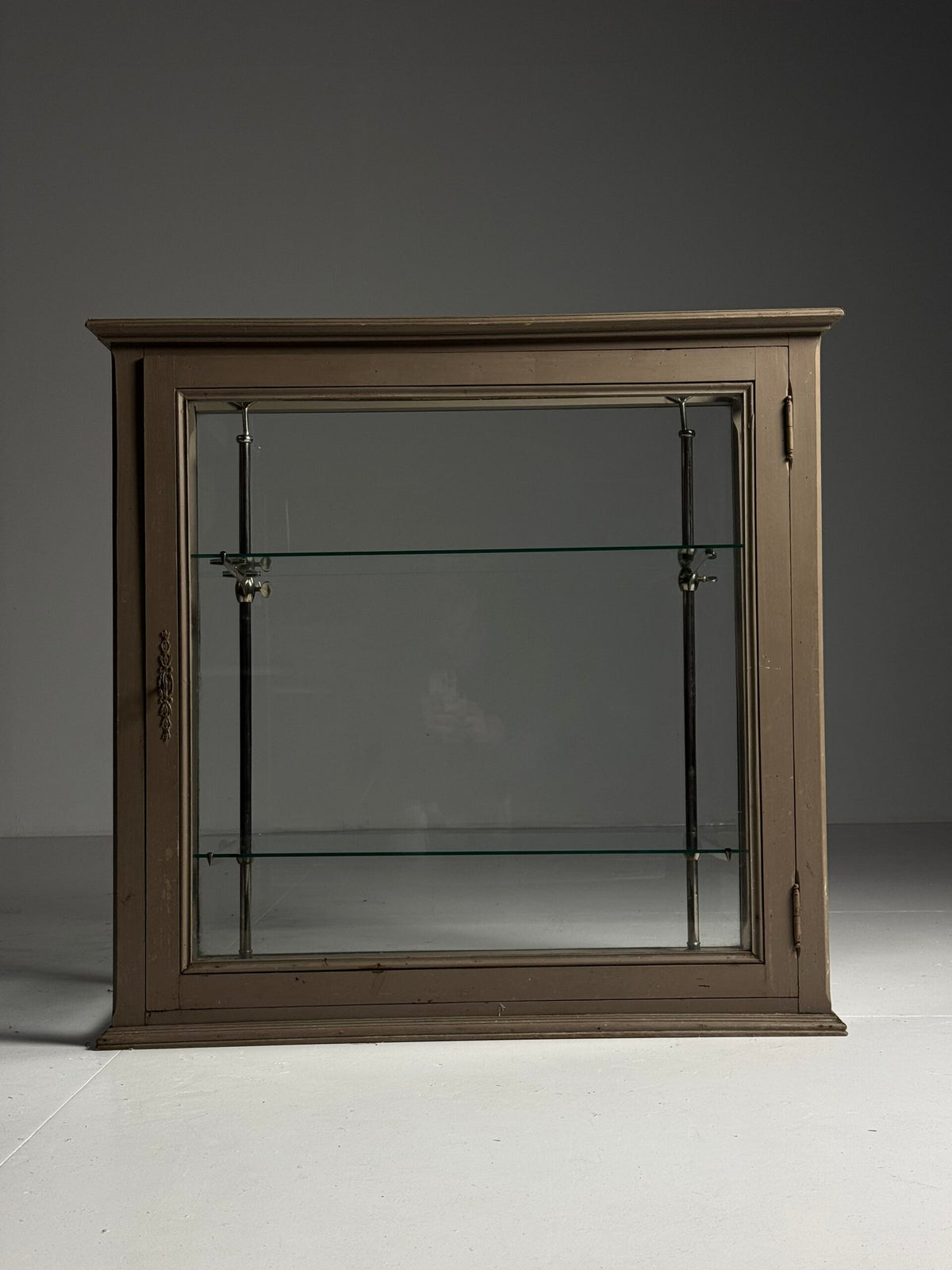 French Grey Painted Pine Display Cabinet, Early 20th Century, photo 18