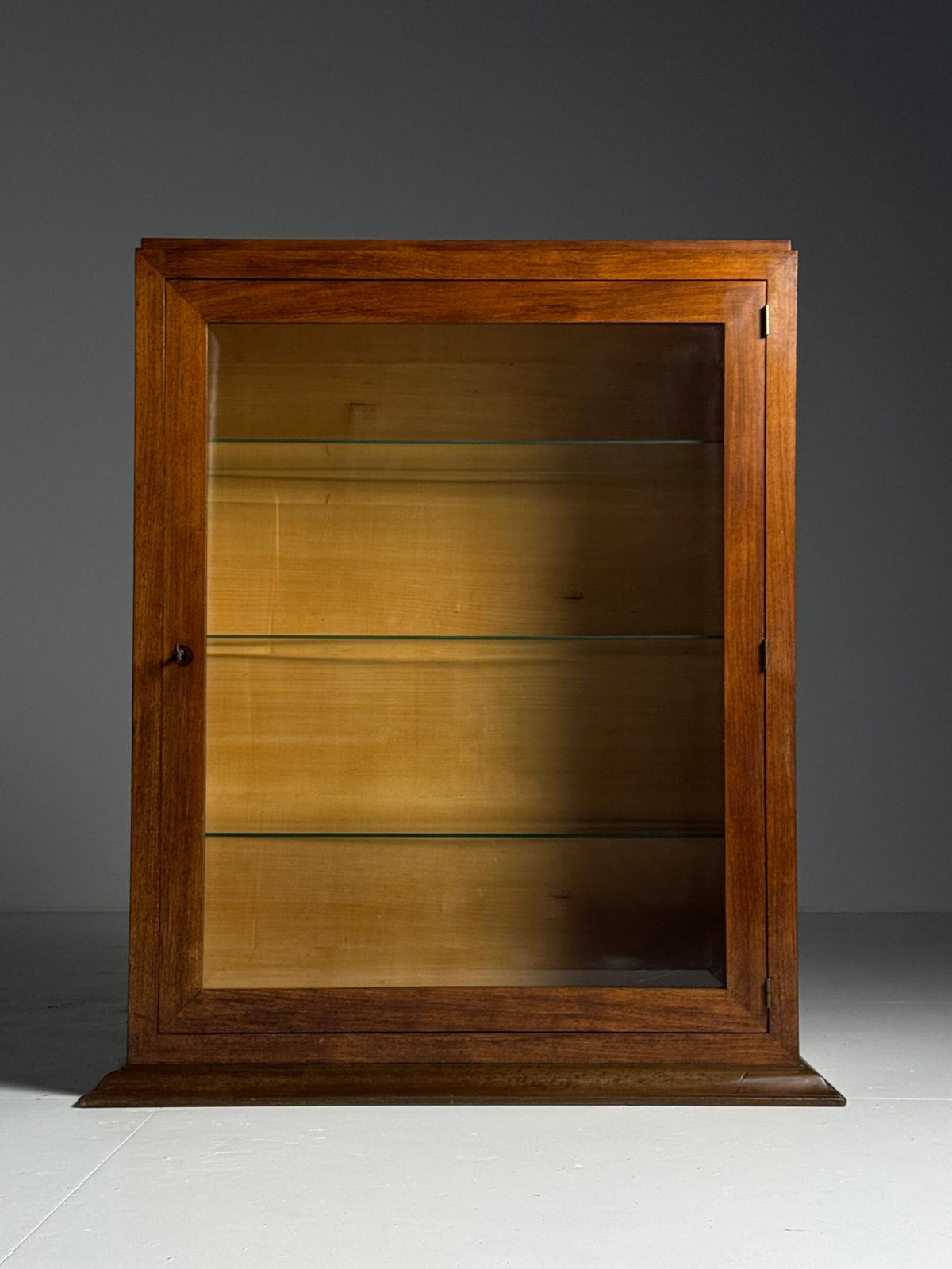 Art Deco Style Display Cabinet with Glass Shelves, 1940 to 1950, photo 9