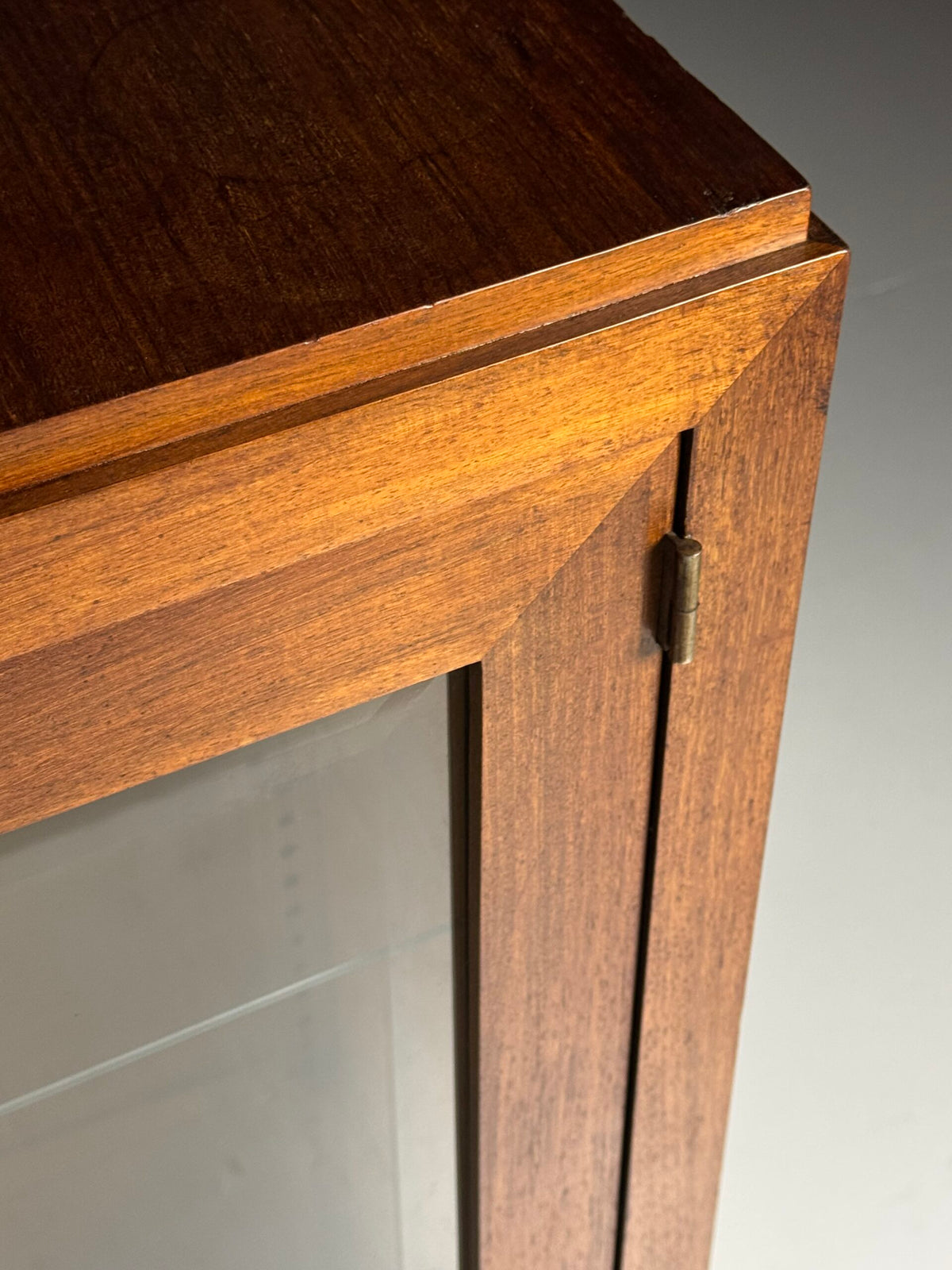 Art Deco Style Display Cabinet with Glass Shelves, 1940 to 1950, photo 8