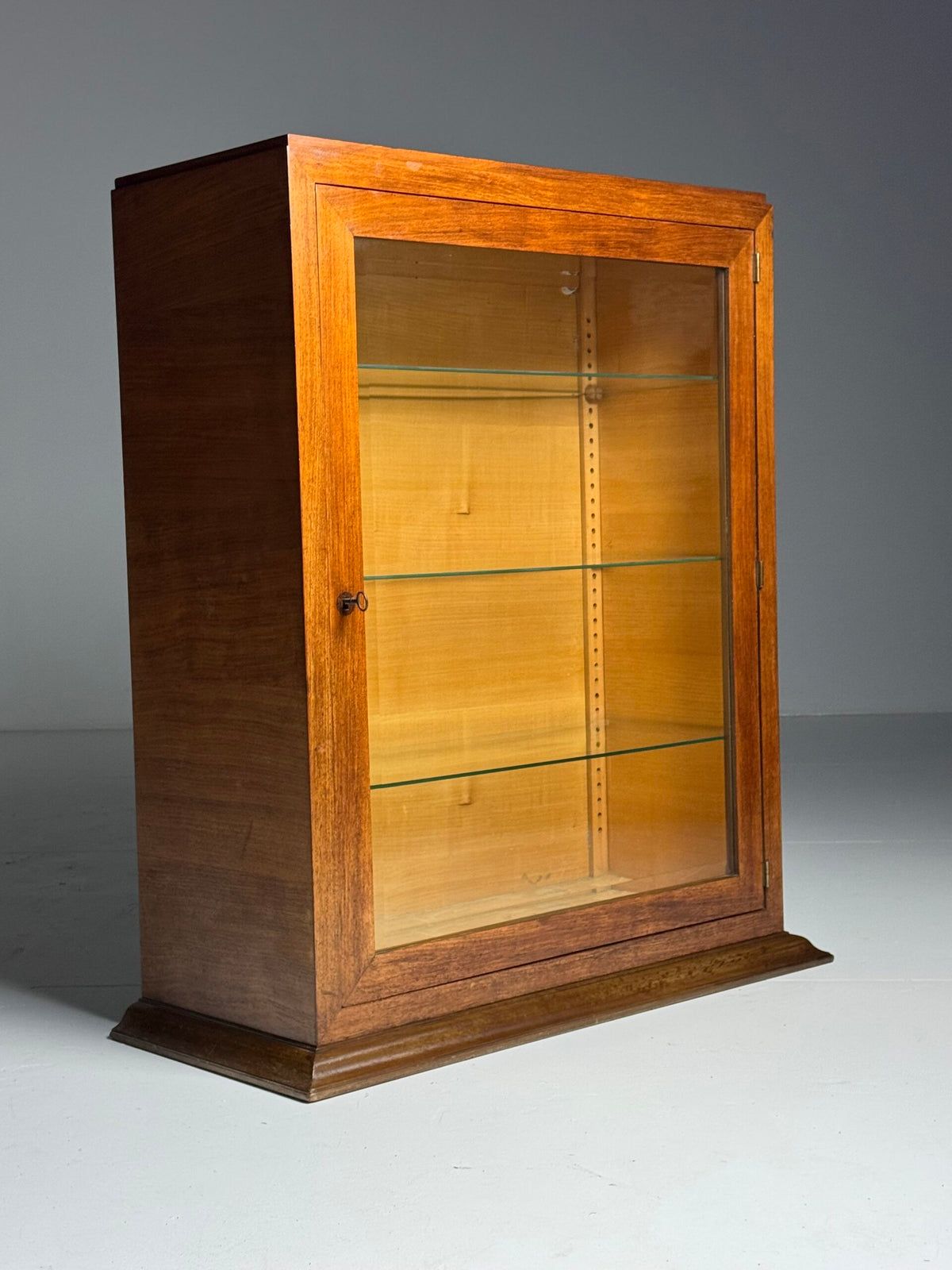 Art Deco Style Display Cabinet with Glass Shelves, 1940 to 1950, photo 7