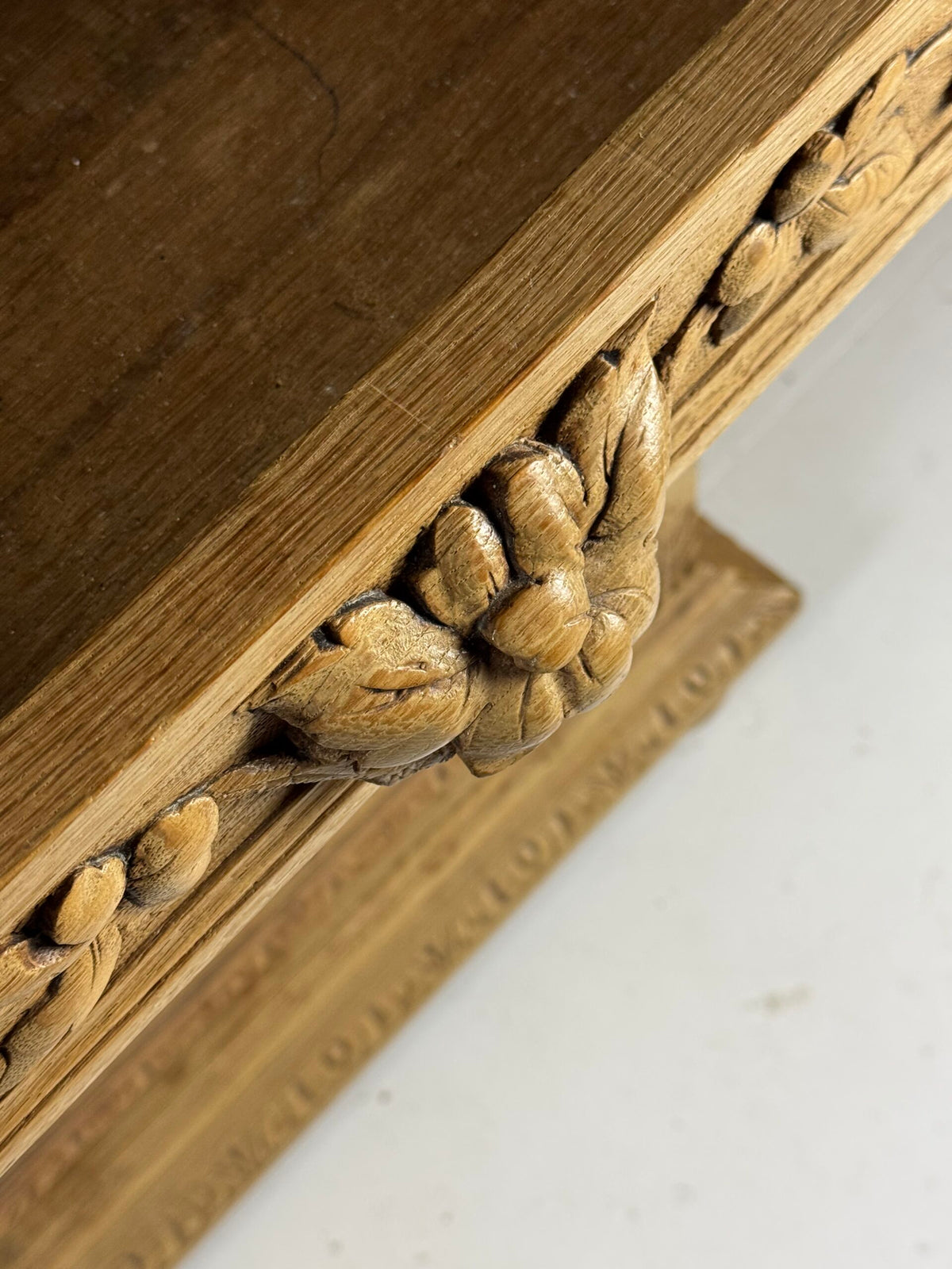 Belgian Carved Oak Buffet from Liege, 19th Century, photo 7