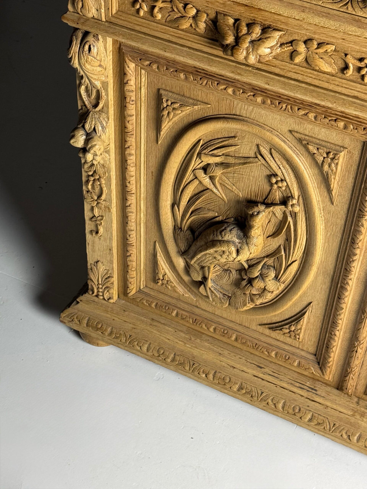 Belgian Carved Oak Buffet from Liege, 19th Century, photo 12