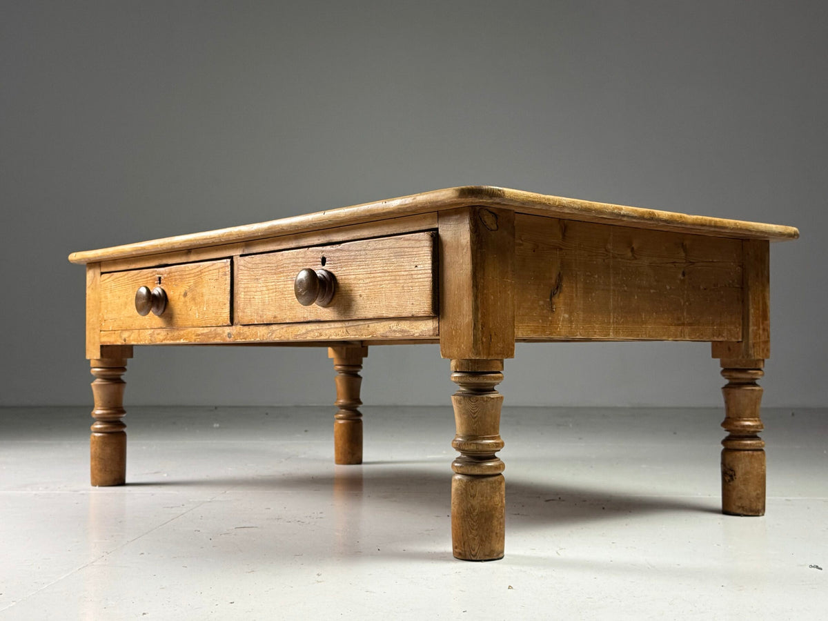 English Pine Farmhouse Coffee Table, 19th Century, photo 2