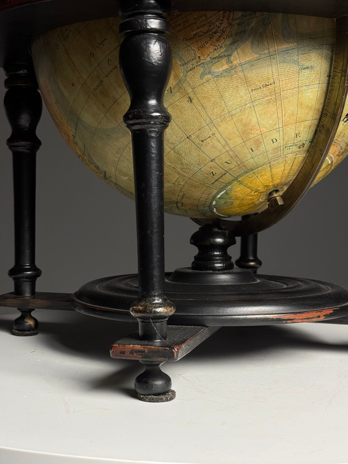 Early 20th Century Globe by G. Thomas, Paris, photo 17