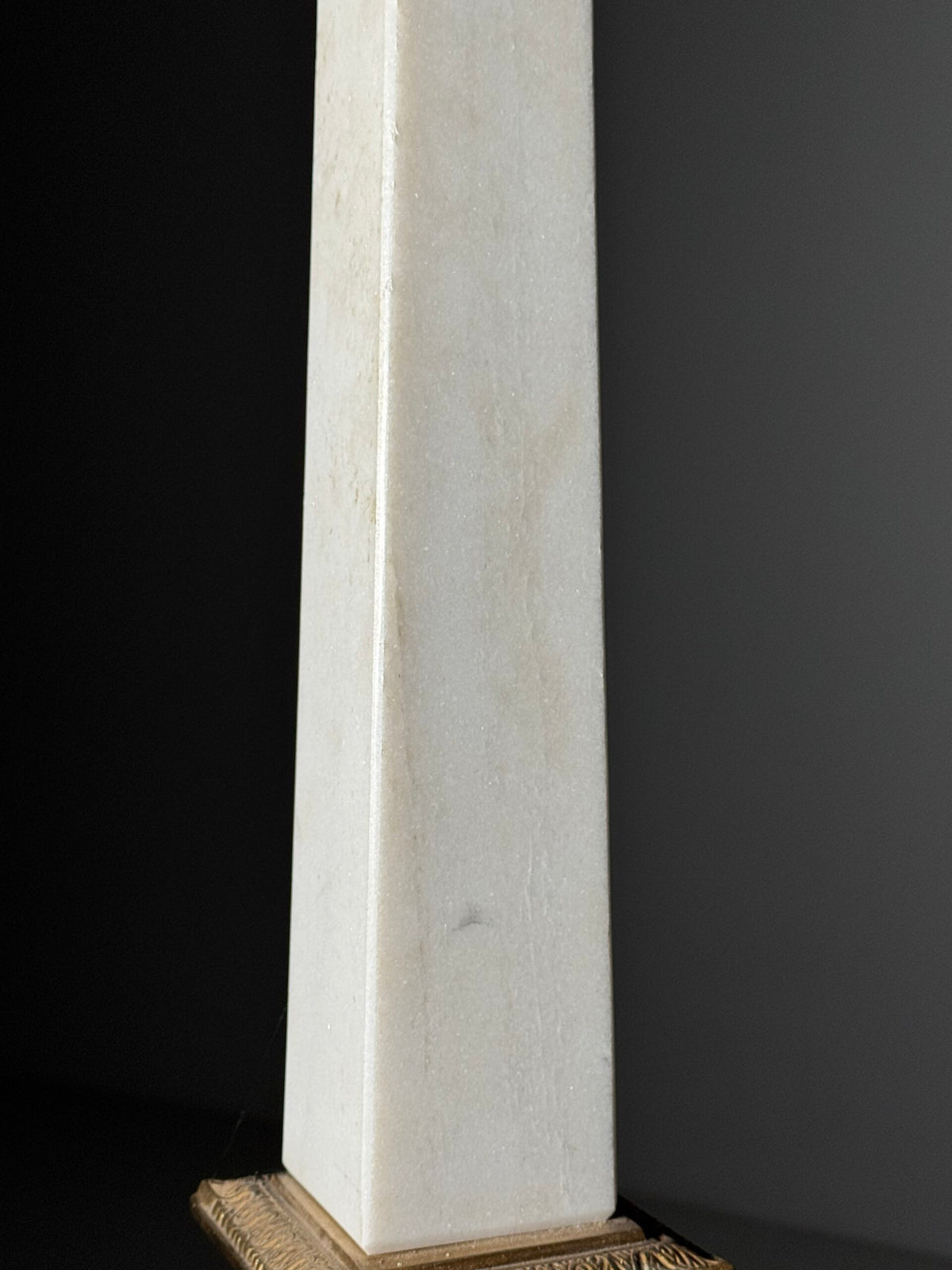 Neoclassical Marble Obelisk Table Lamp with Brass Base, 1970s, photo 4