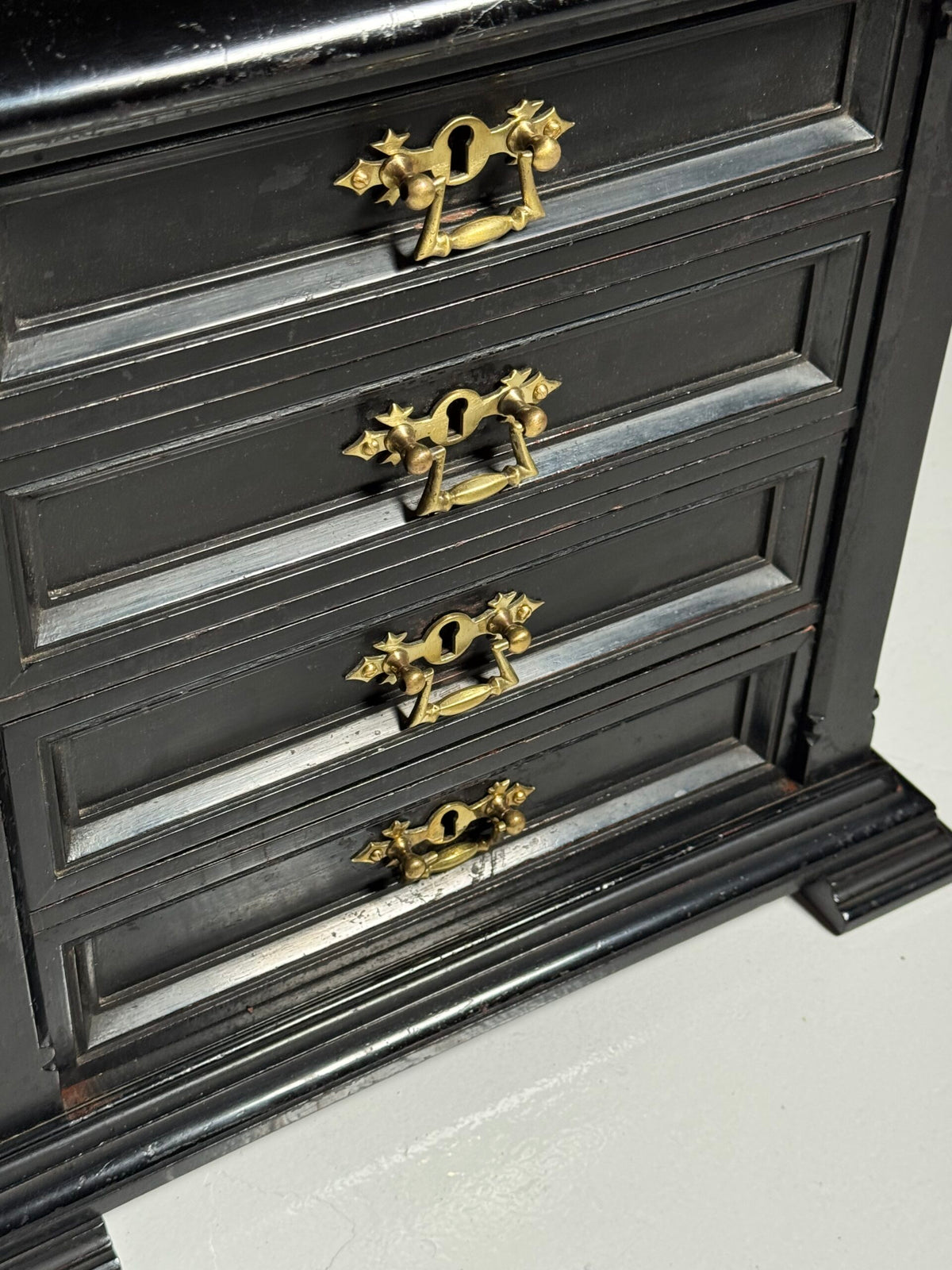 Black Lacquered Jewellery Cabinet, Belgium c. 1880, photo 6