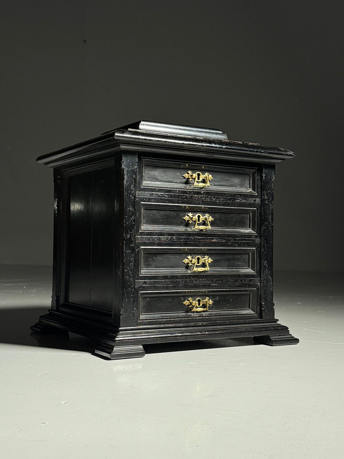 Black Lacquered Jewellery Cabinet, Belgium c. 1880, photo 7