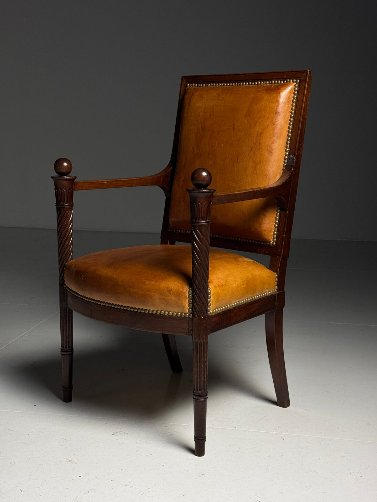 French Leather Armchair with Mahogany Frame, Late 19th Century, photo 2