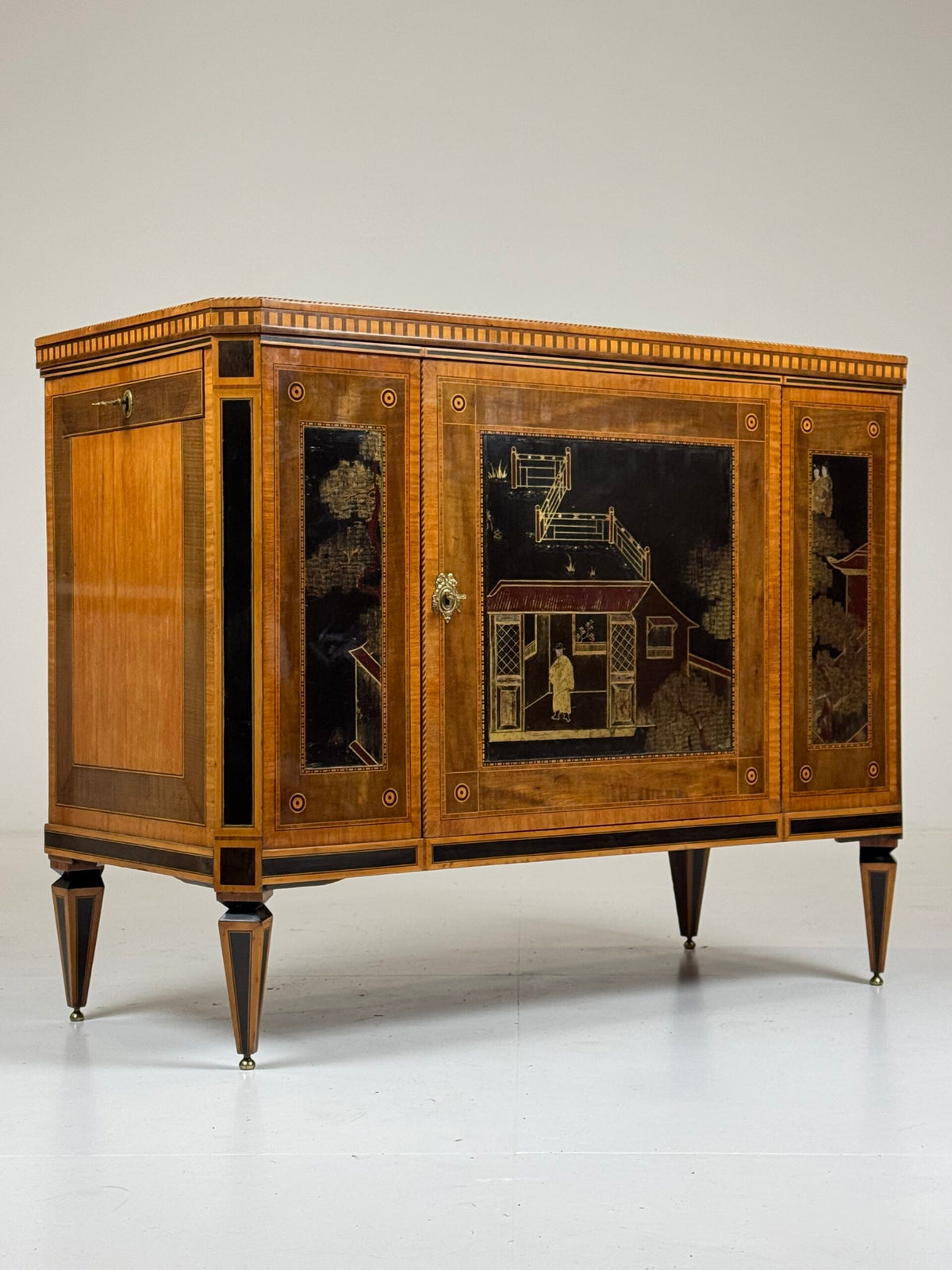 Dutch Louis XVI Fold-Over Buffet, circa 1790 to 1800, photo 6