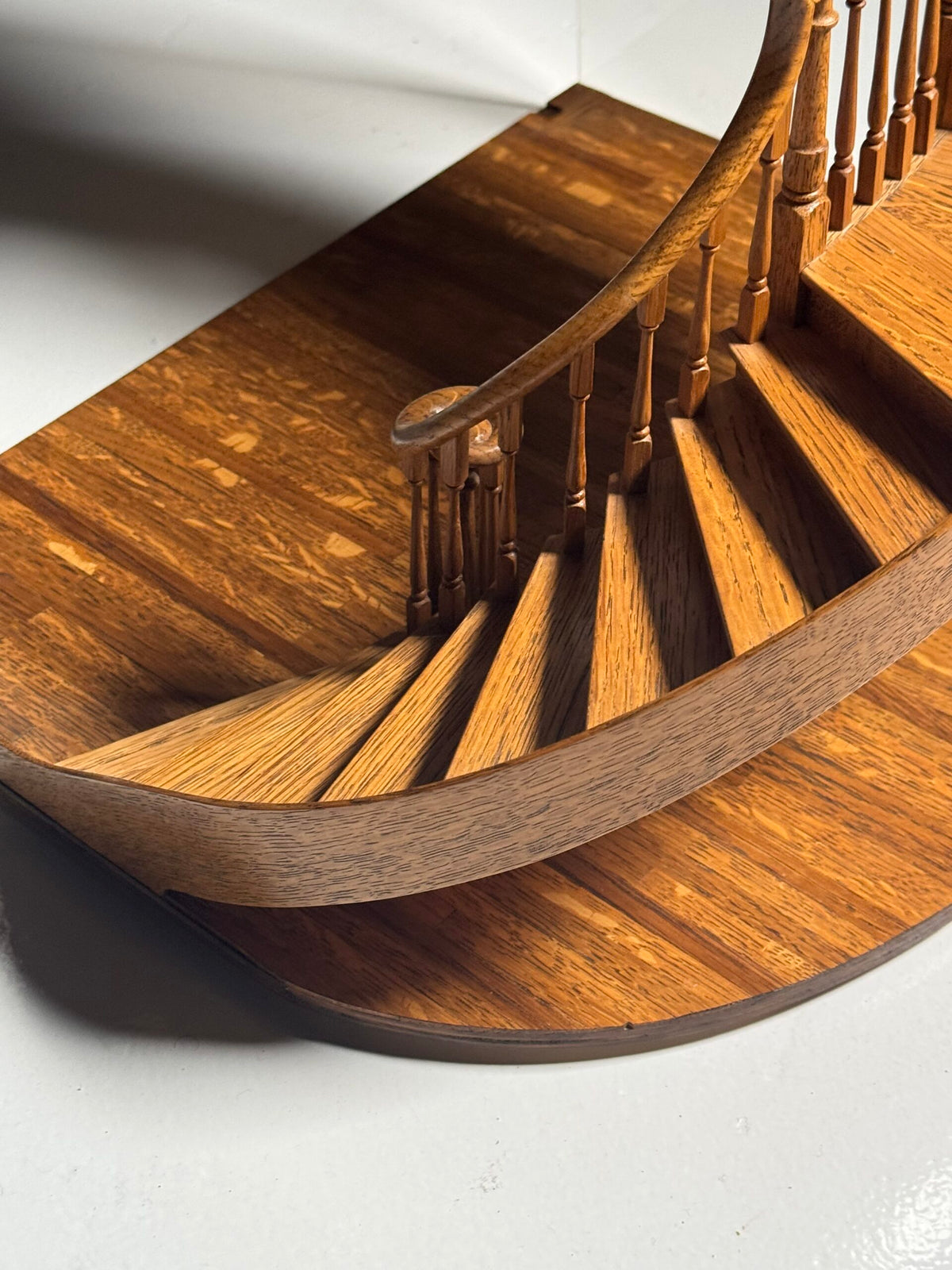 Architectural Staircase Scale Model with Inlaid Floor, London, photo 4
