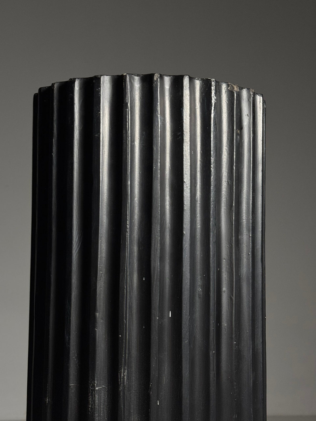 Neoclassical Black Plaster Column Pedestal, photo 5