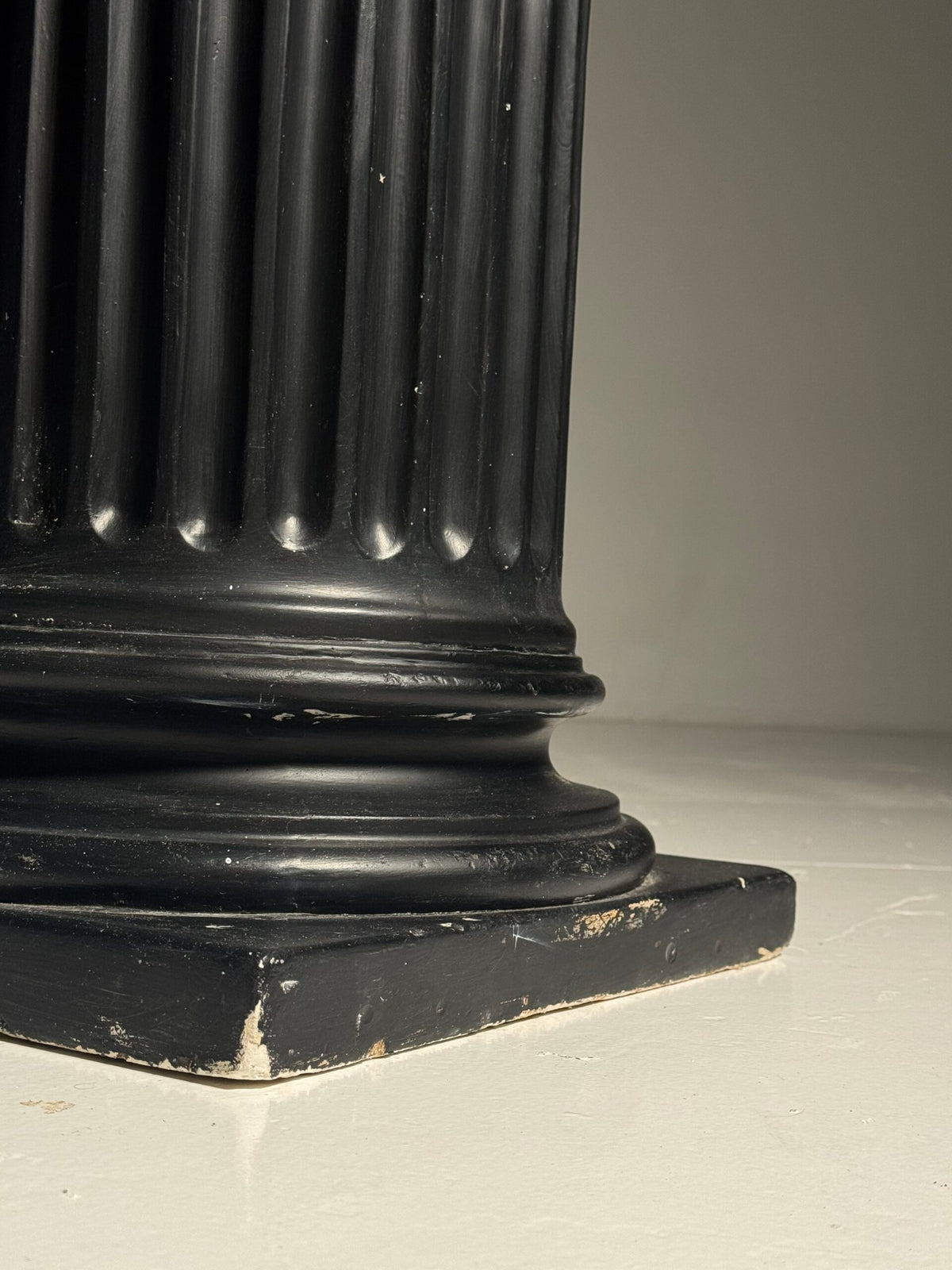Neoclassical Black Plaster Column Pedestal, photo 8