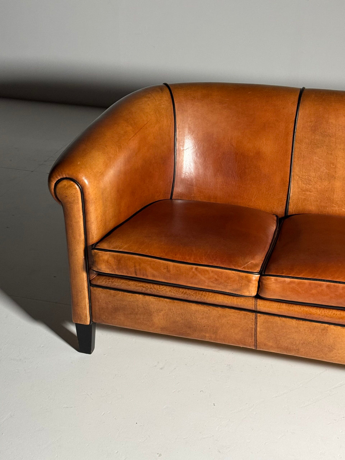 Spacious Three Seater Sheepskin Leather Sofa, photo 20