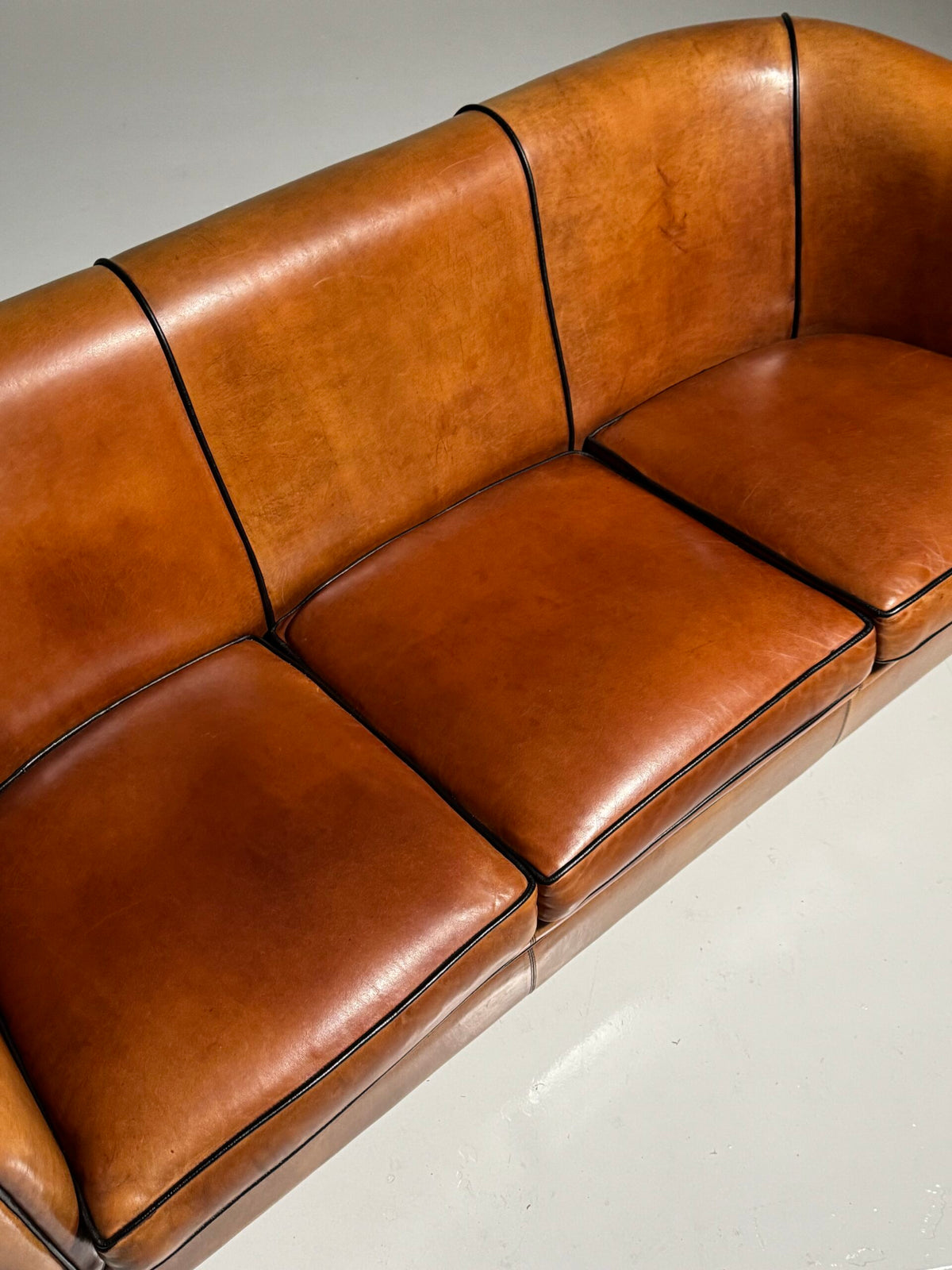 Spacious Three Seater Sheepskin Leather Sofa, photo 32