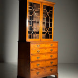 Engelse eiken secretaire met opzetkast, circa 1800