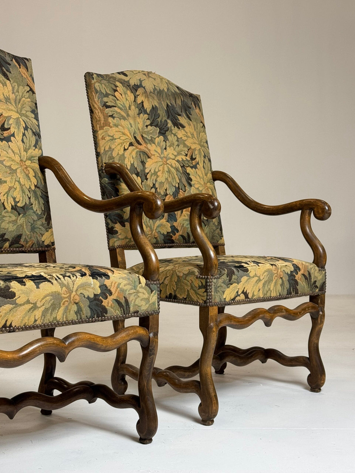 Pair of Os de Mouton Armchairs in Oudenaarde Tapestry Style, photo 23