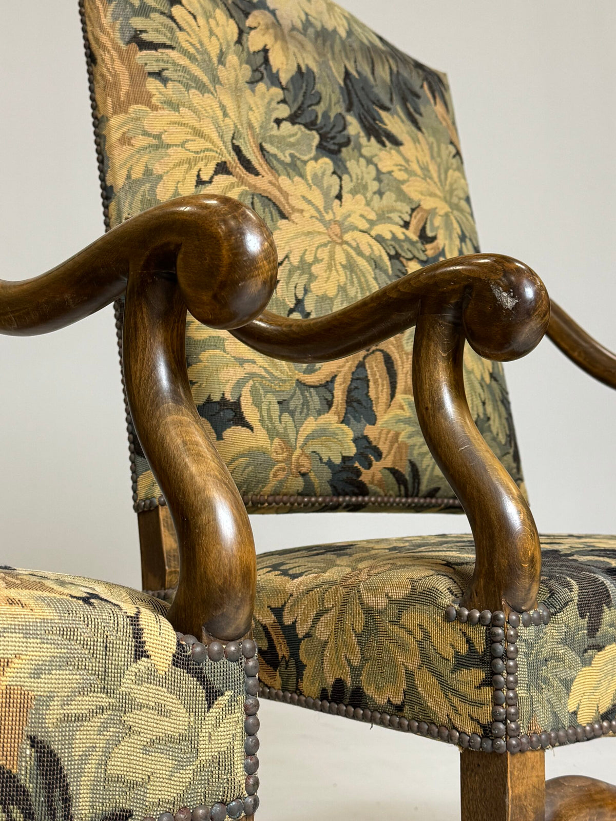 Pair of Os de Mouton Armchairs in Oudenaarde Tapestry Style, photo 16