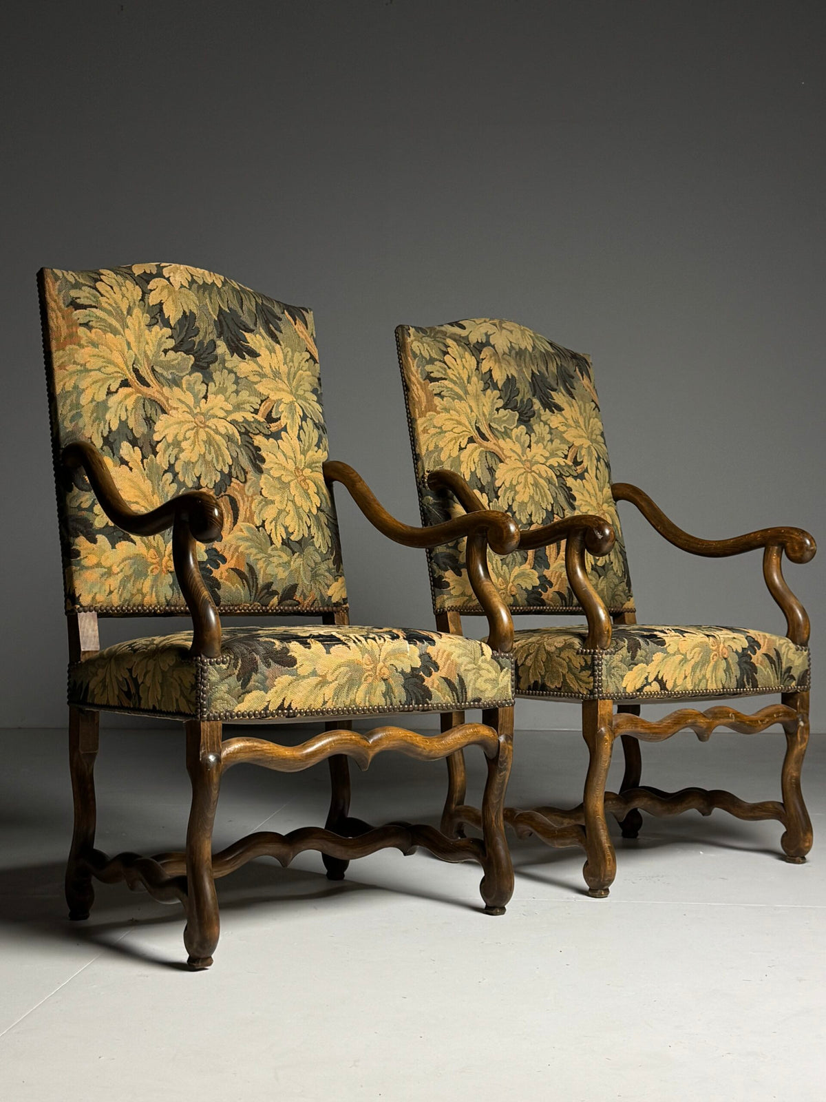 Pair of Os de Mouton Armchairs in Oudenaarde Tapestry Style, photo 2