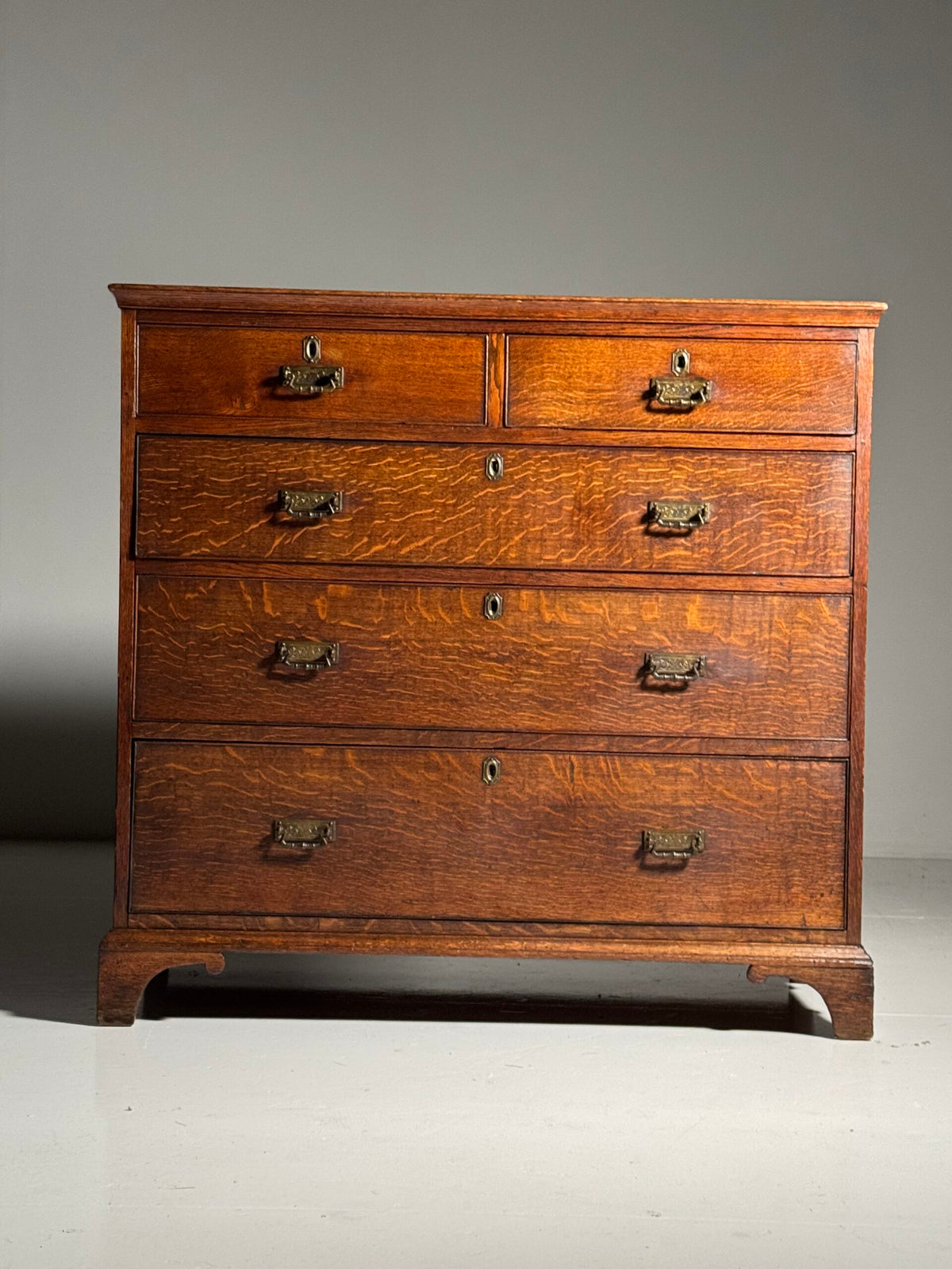 Large English Oak Chest of Drawers, Mid to Late 19th Century, photo 15