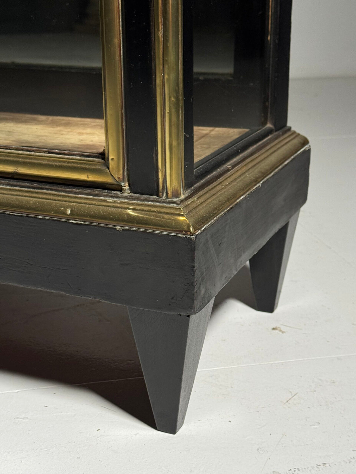 French Napoleon III Ebonised Display Cabinet with Brass Trim, photo 6