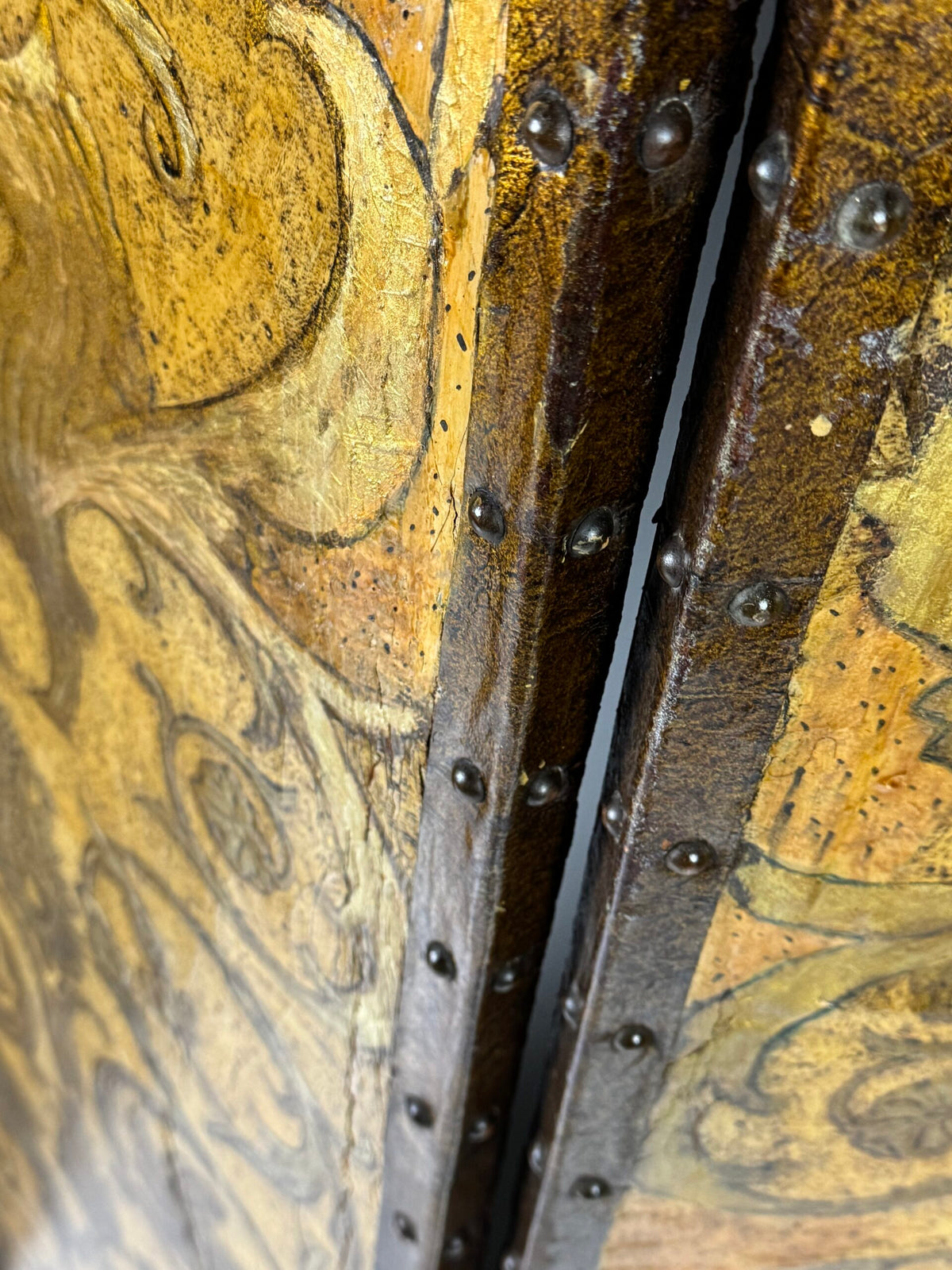 19th Century French Yellow Leather Folding Screen, photo 16