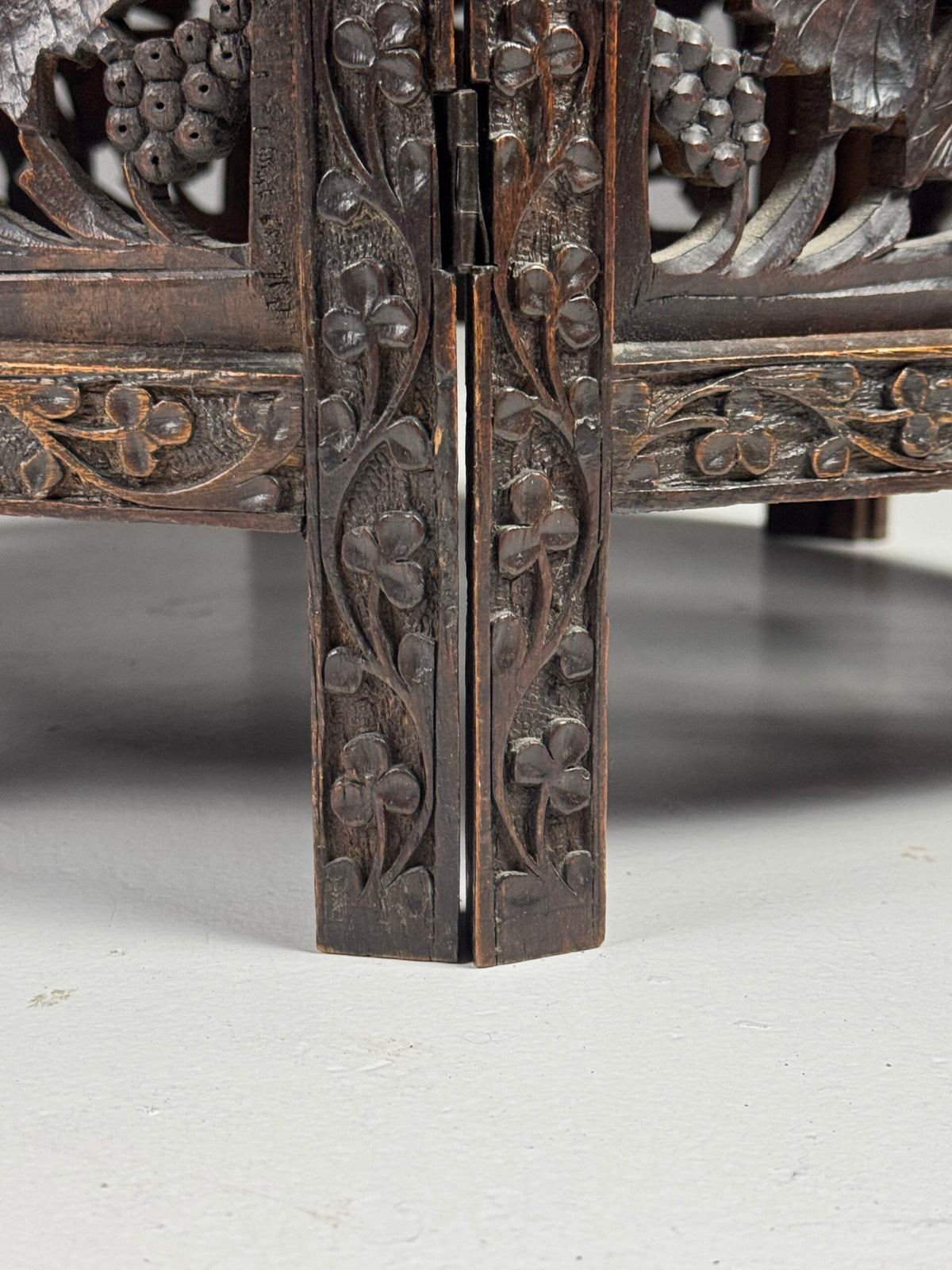 Anglo Indian Hand Carved Folding Side Table, 19th Century, photo 10