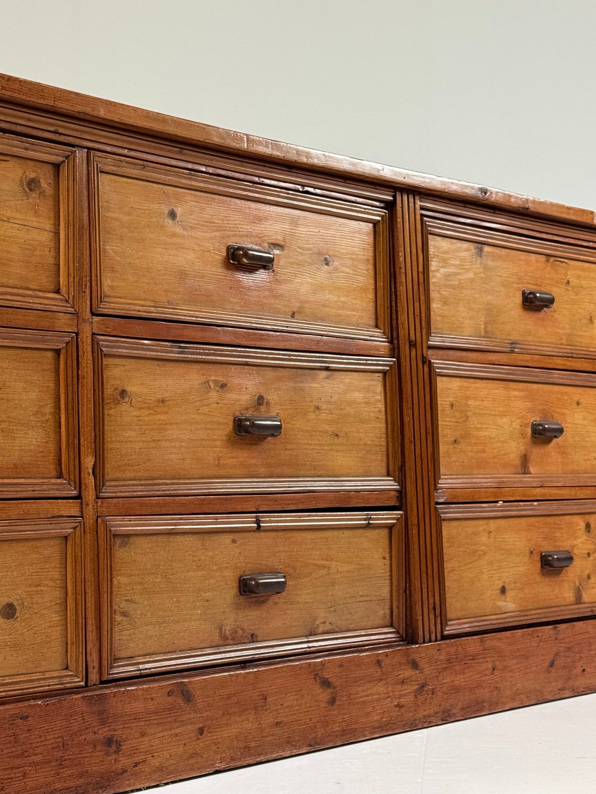 Very Long Pine Apothecary Cabinet with 15 Drawers, Mid 20th Century, photo 13