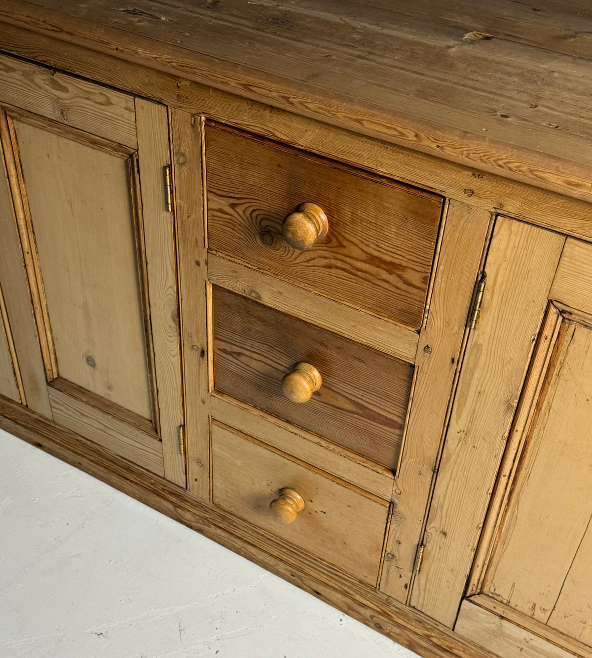 English Pine Sideboard, 19th Century, photo 5