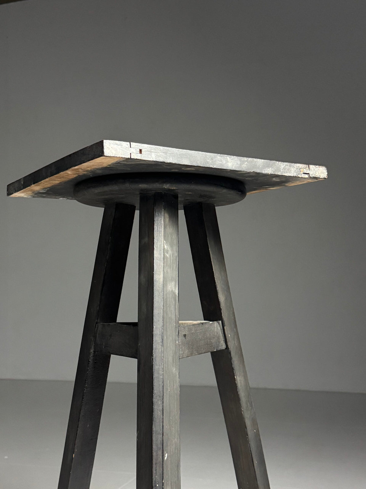 Vintage Ebonised Oak Sculpture Stand, Paris, Mid 20th Century, photo 12