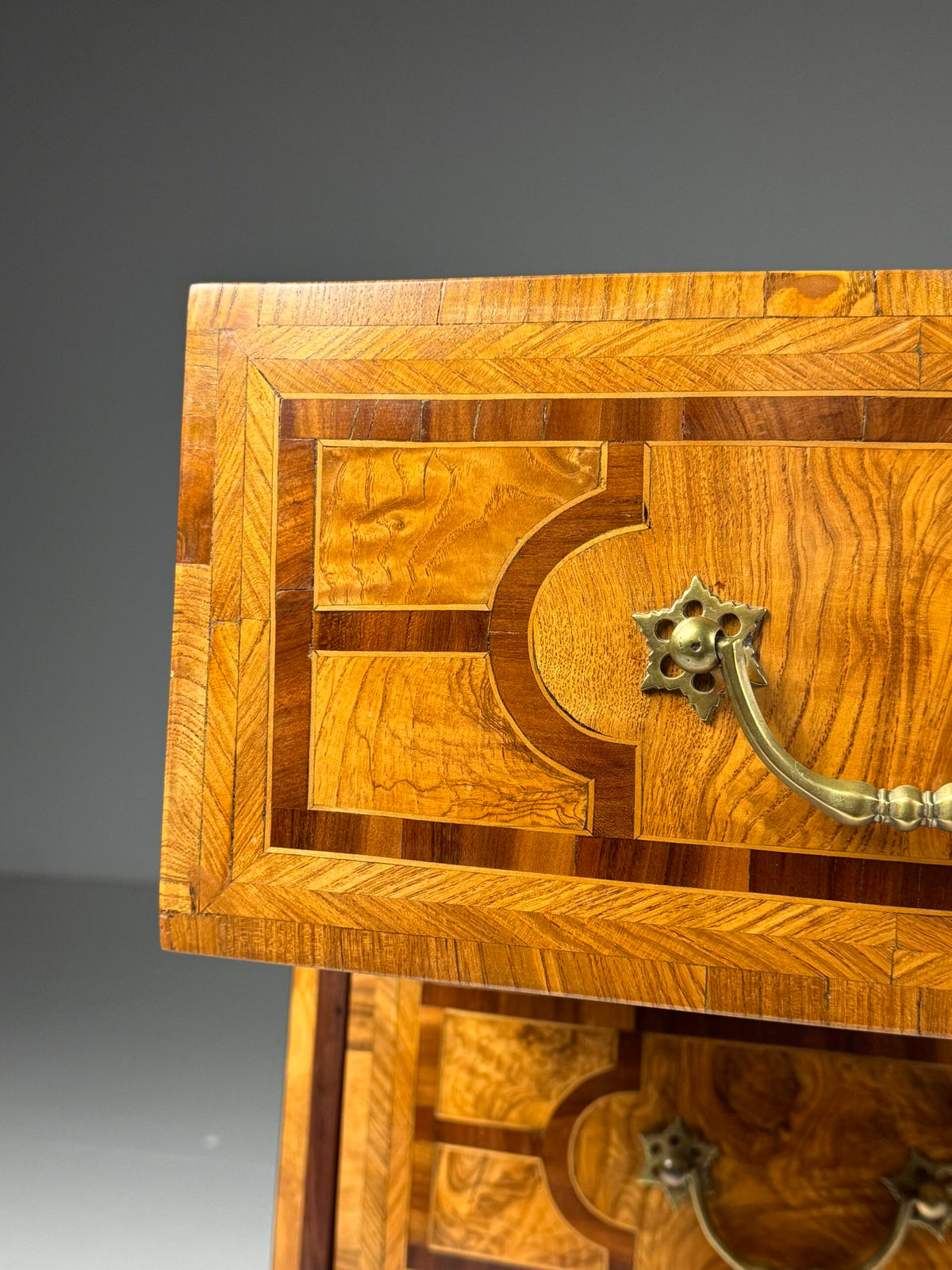 French Marquetry Chest of Drawers, Dauphine, 18th Century, photo 20