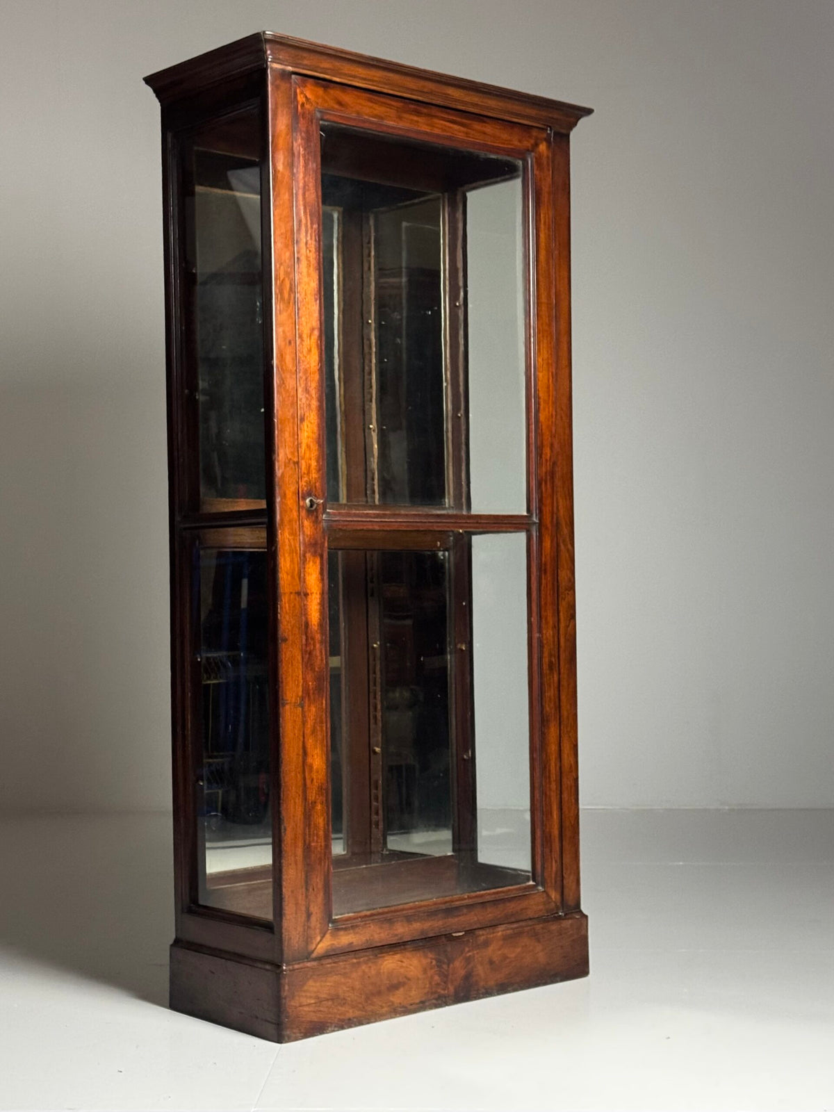 Pair of French Mahogany Veneer Display Cabinets, photo 22