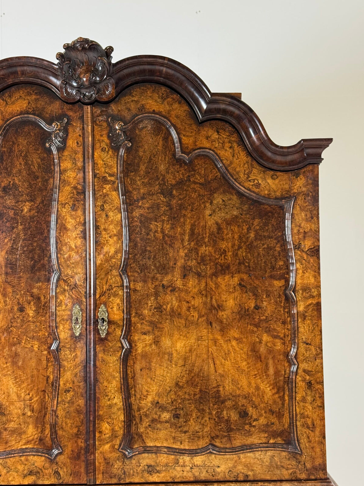 Dutch Burr Walnut Cabinet, circa 1740, photo 29