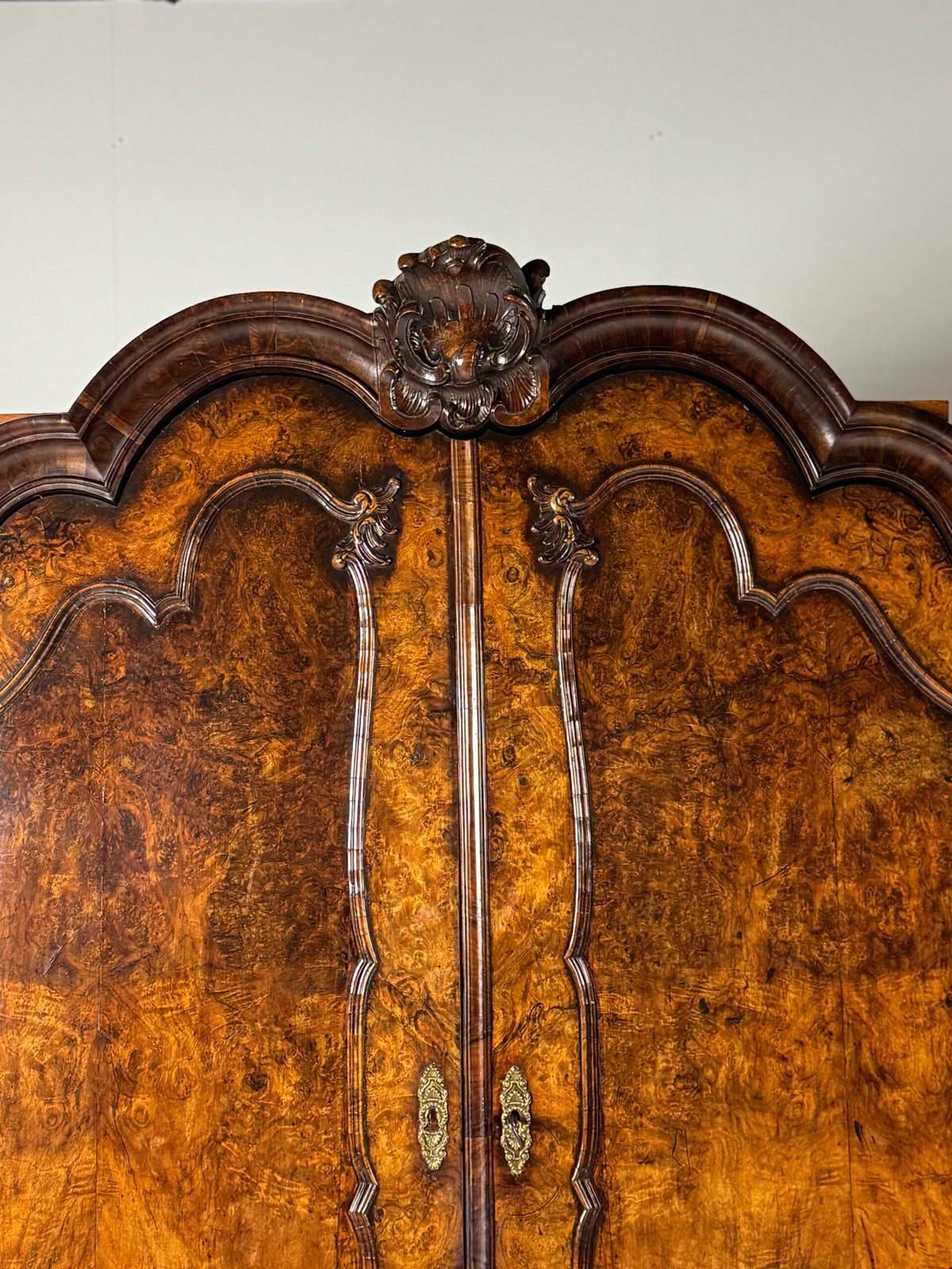 Dutch Burr Walnut Cabinet, circa 1740, photo 19