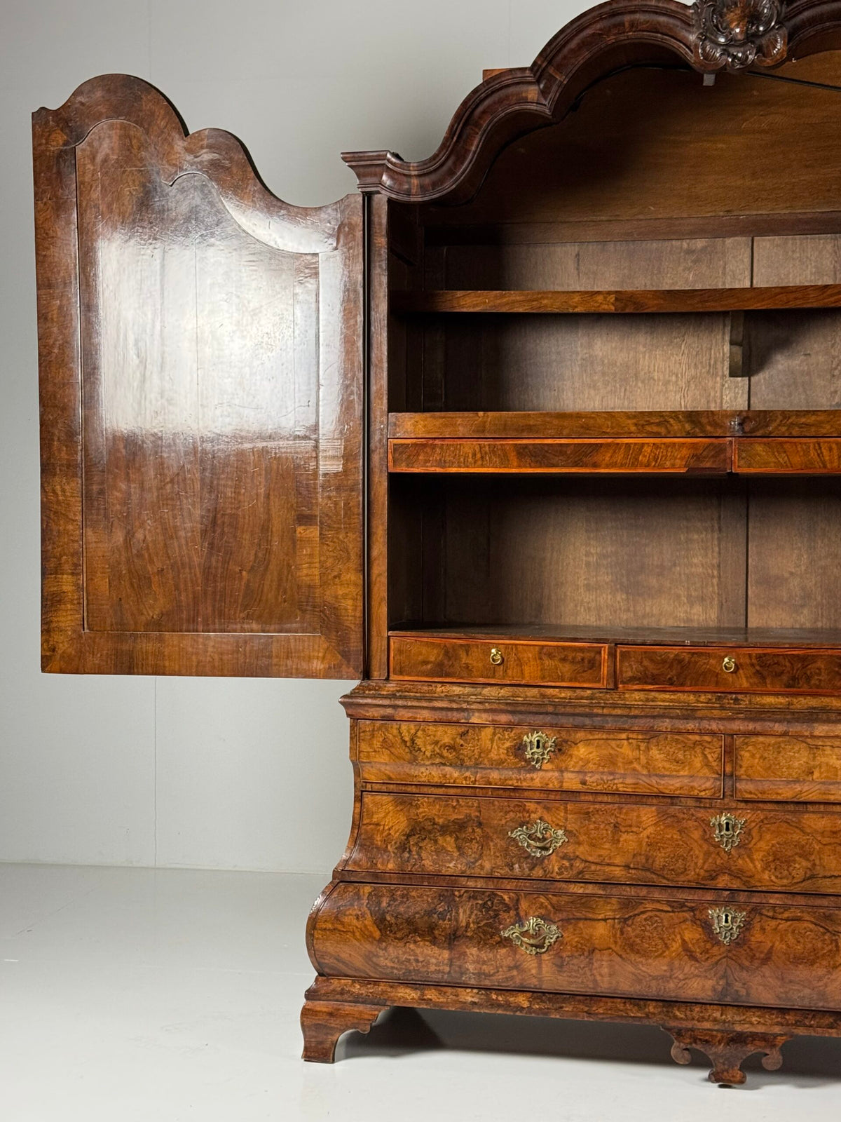 Dutch Burr Walnut Cabinet, circa 1740, photo 8