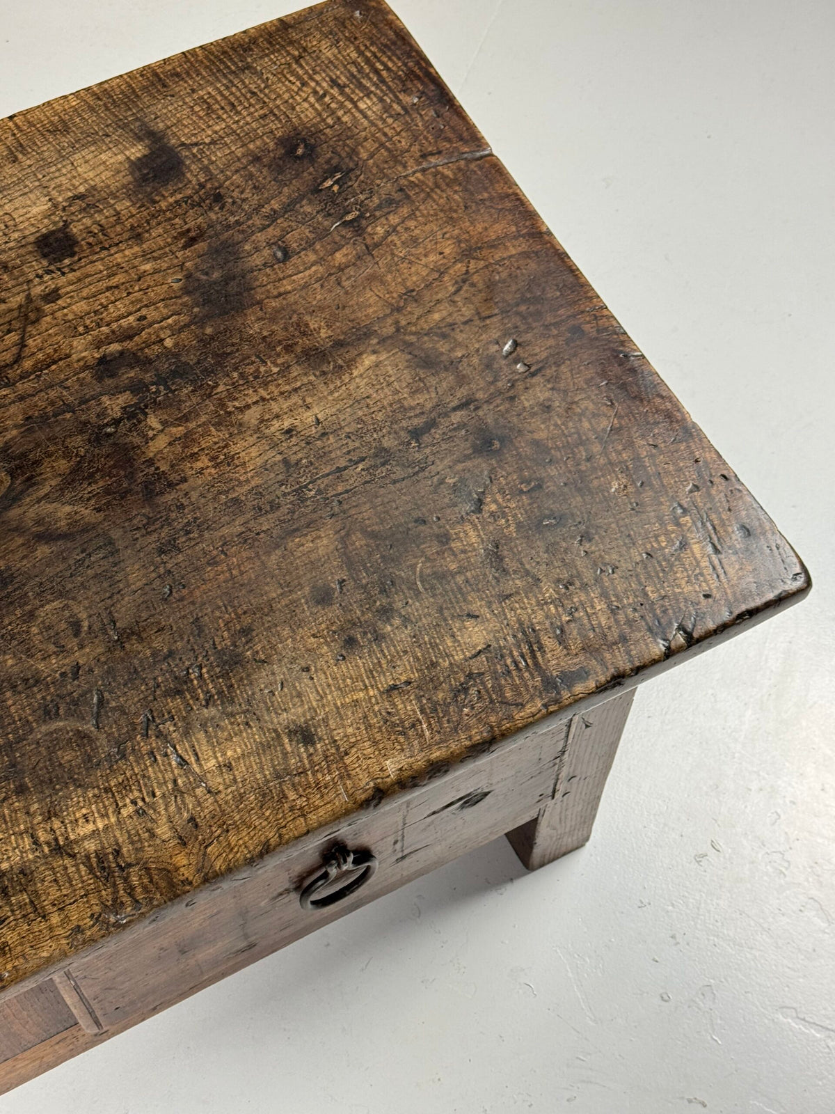 Spanish Walnut Coffee Table with Three Drawers, 18th Century, photo 14
