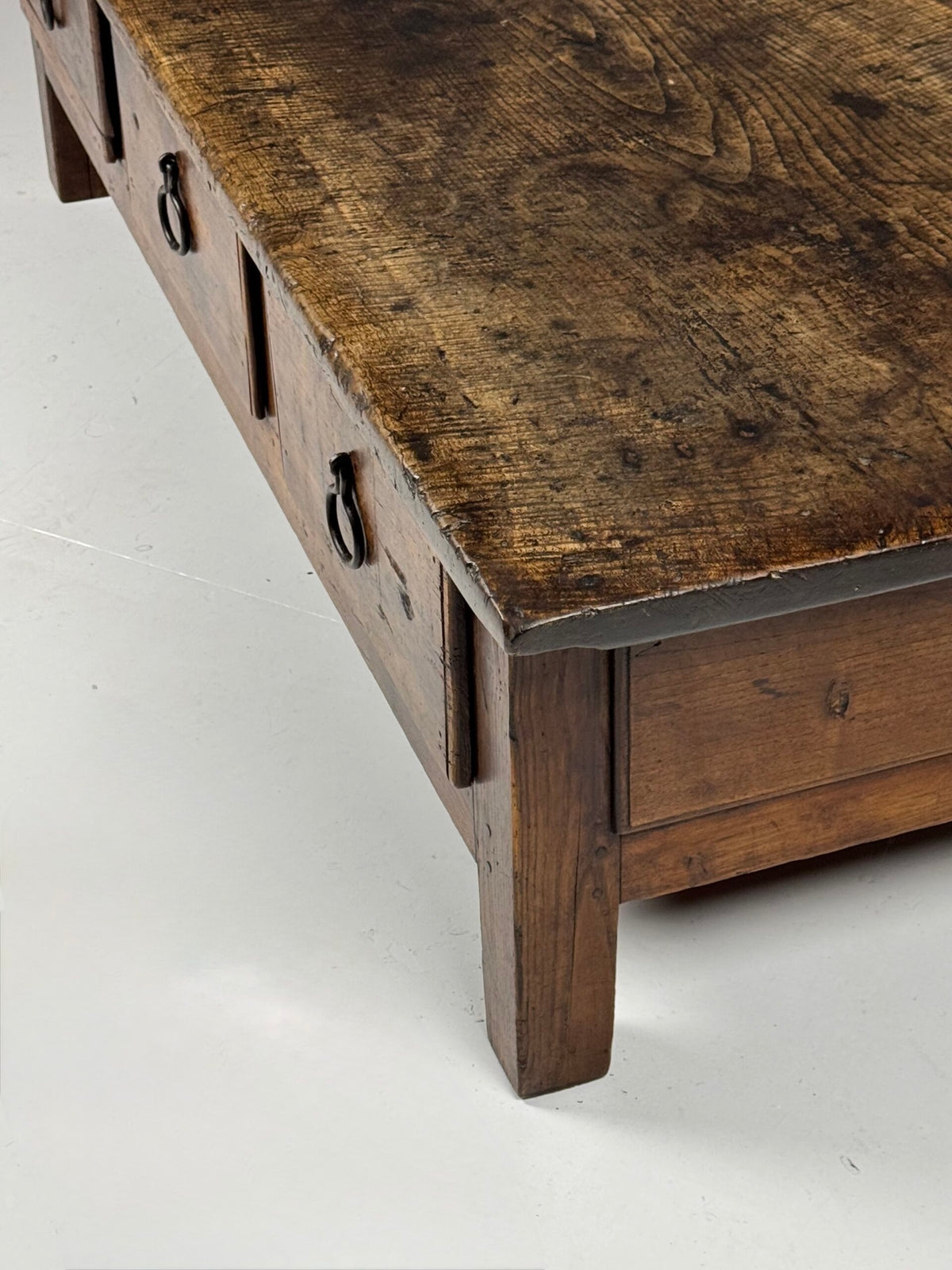 Spanish Walnut Coffee Table with Three Drawers, 18th Century, photo 10