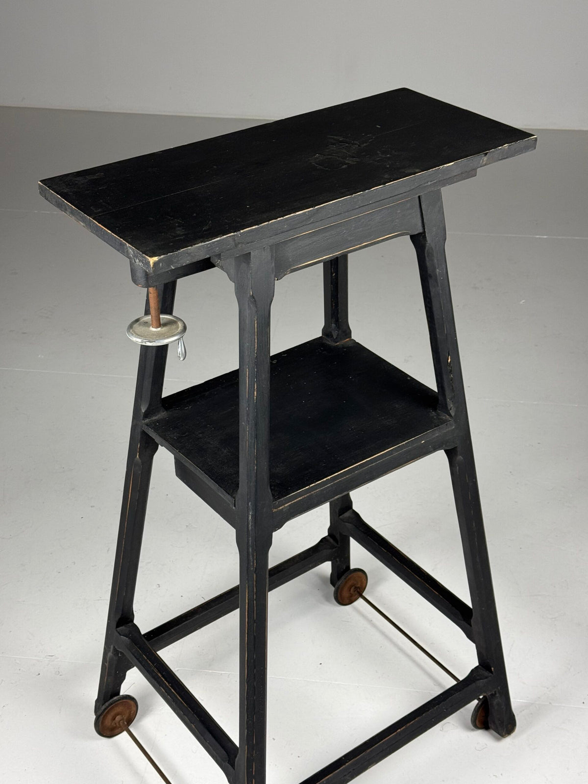 French Black Painted Sculpture Stand on Wheels, Mid to Late 20th Century, photo 13