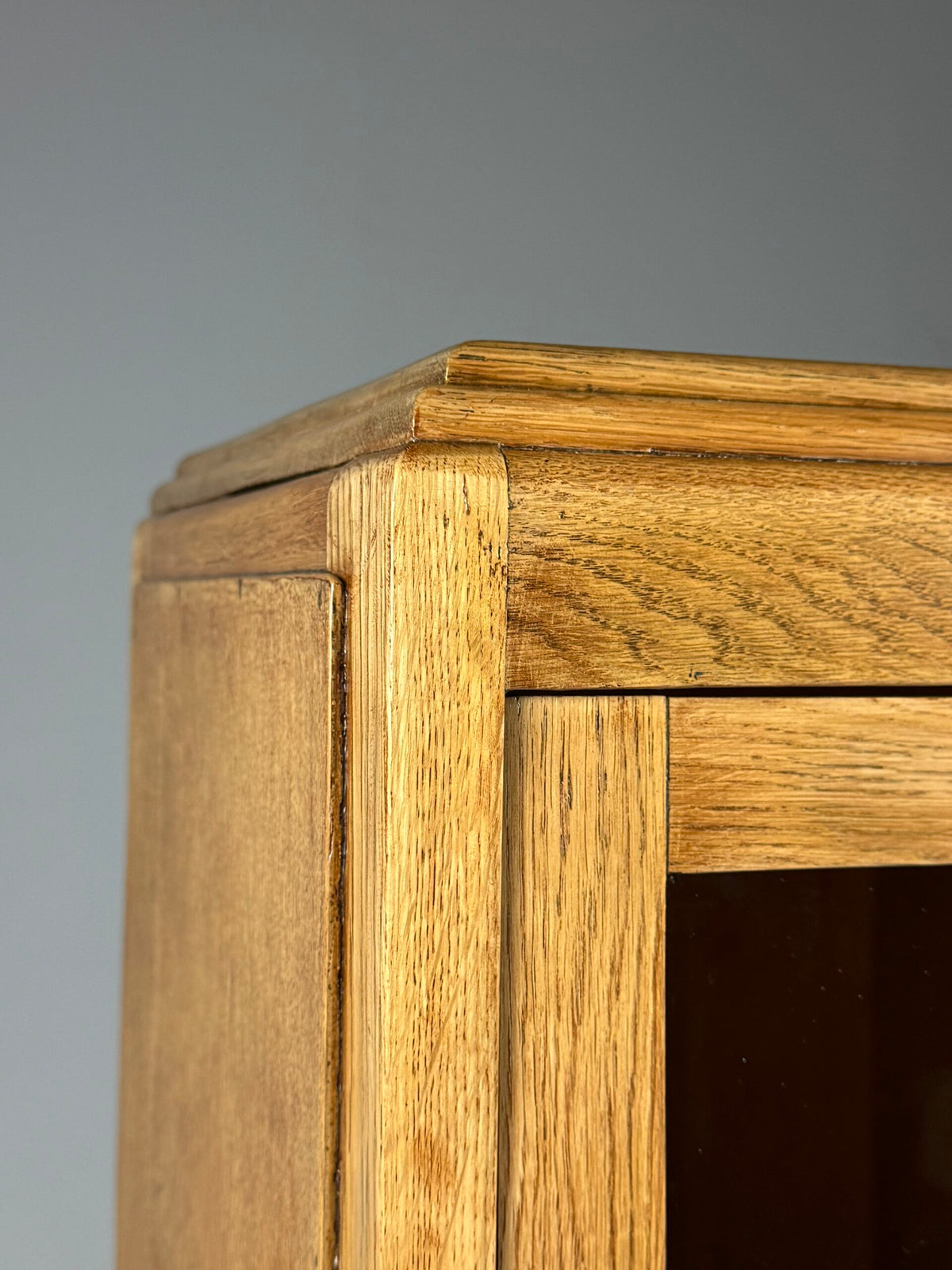 Dutch Art Deco Oak Small Bookcase, 1920 to 1940, photo 4
