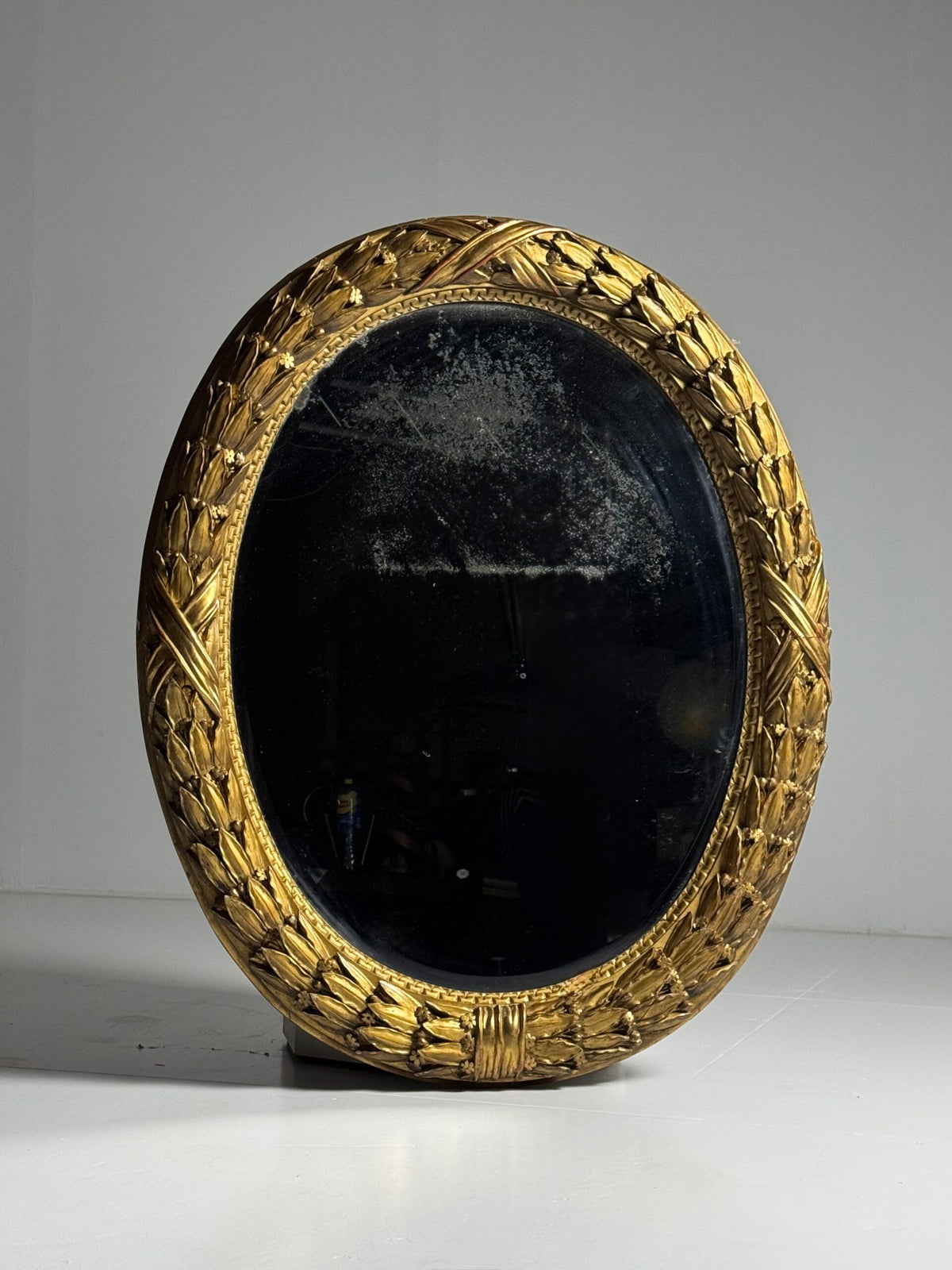 Large Oval Giltwood Empire Style Mirror, Early to Mid 19th Century, photo 1