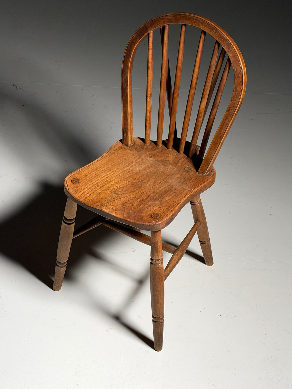 Set of 6 English Windsor chairs